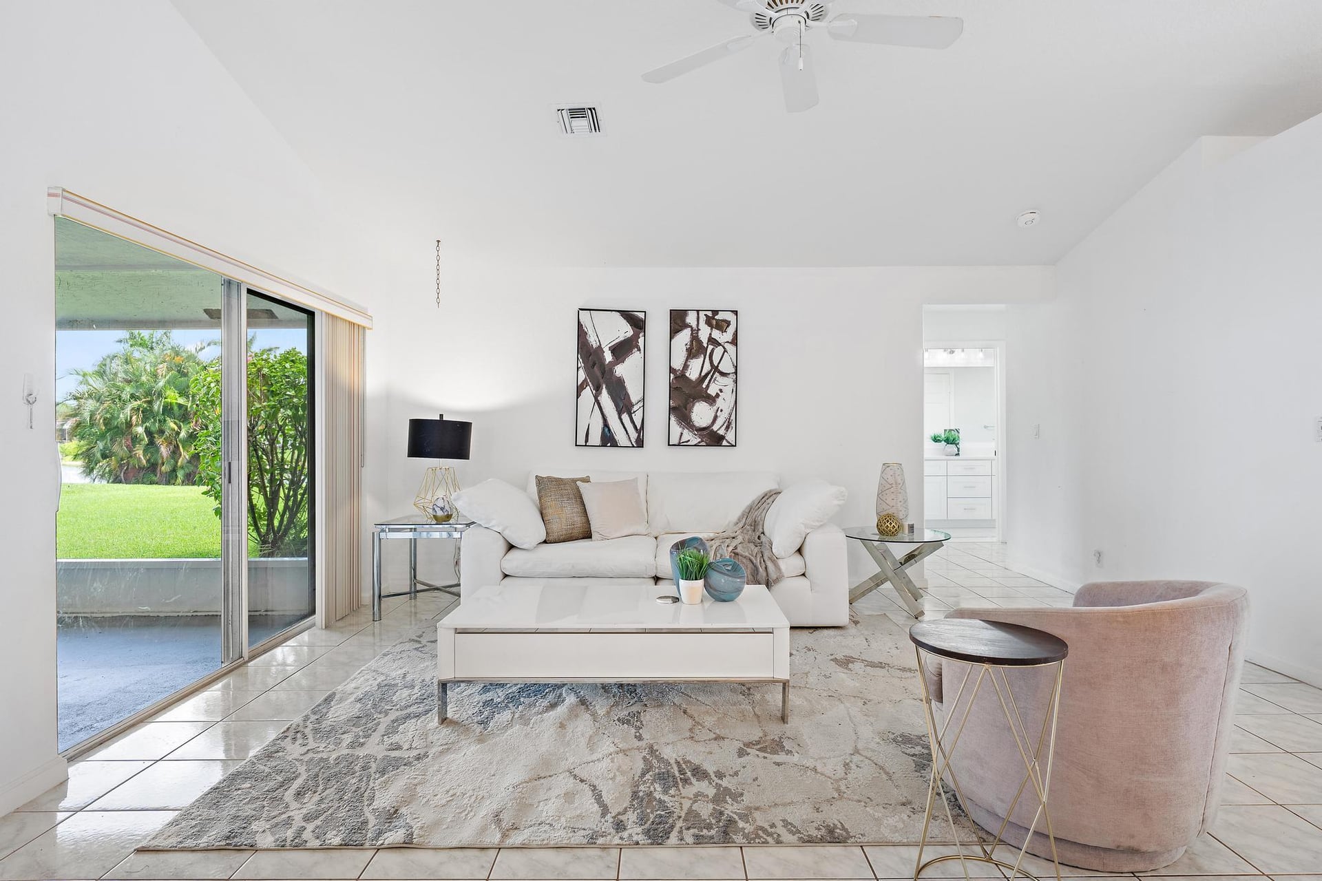 Residence photo 5