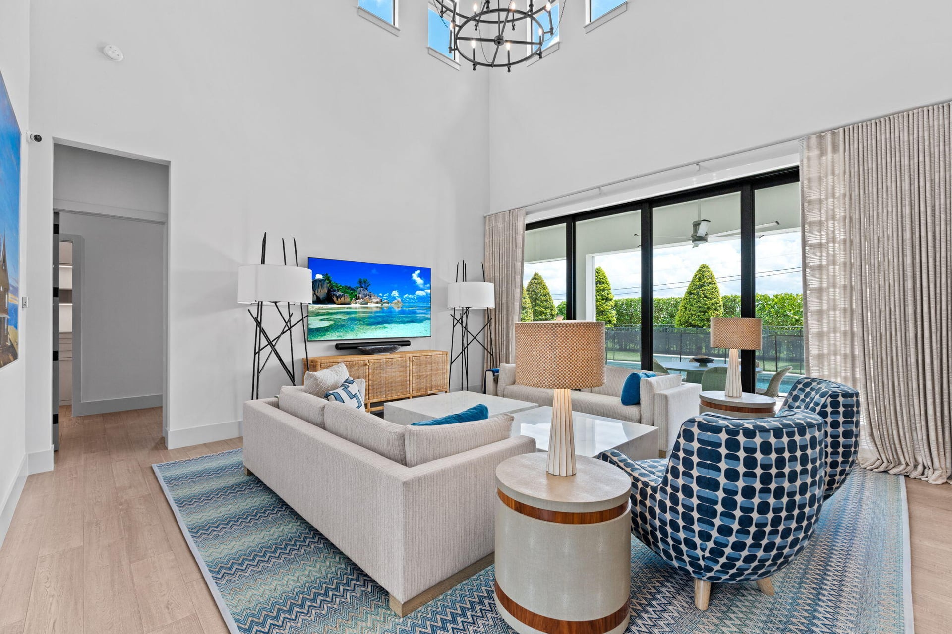  Residence photo 11