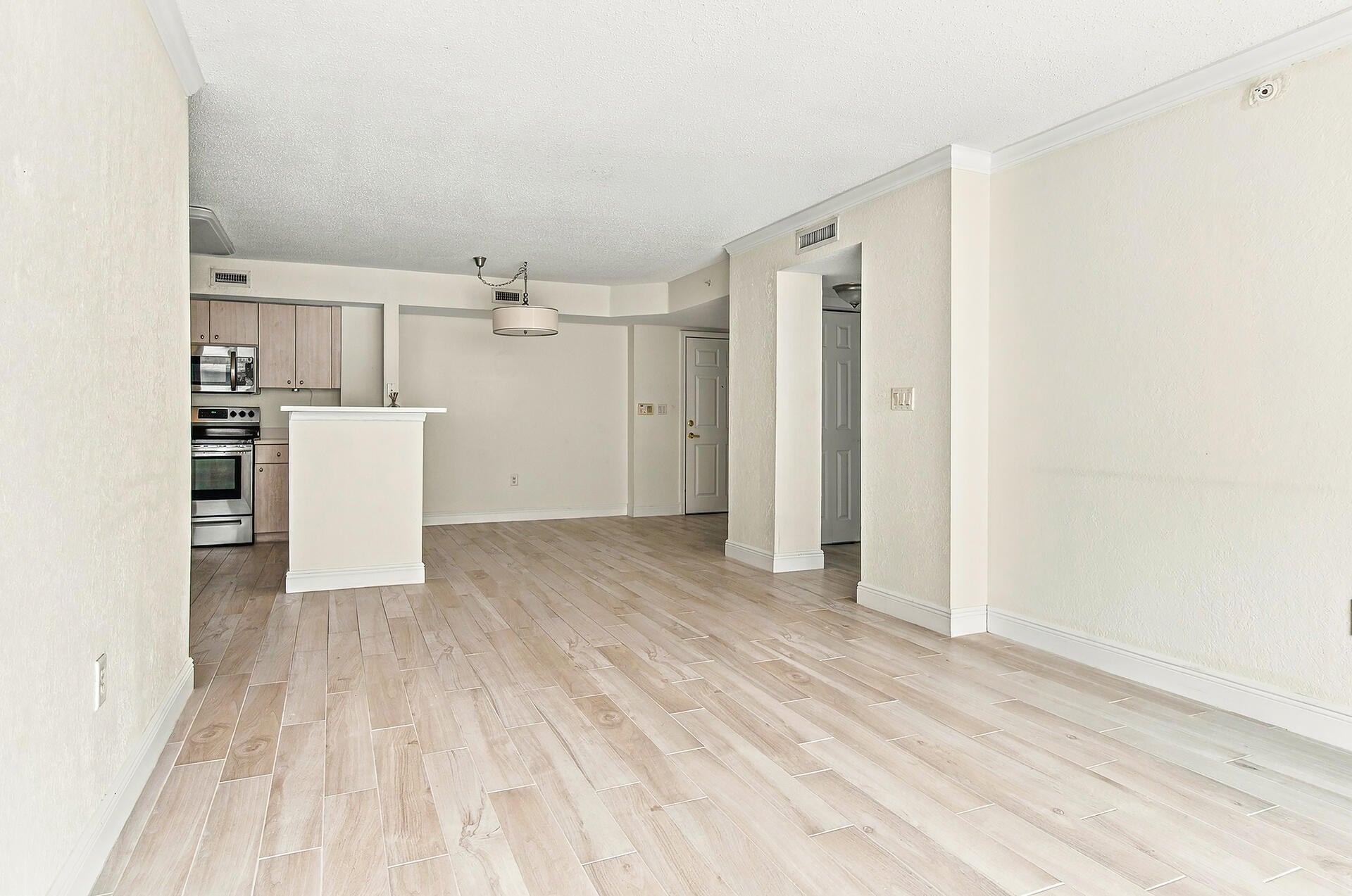 Flagler Pointe Unit 603 photo 3