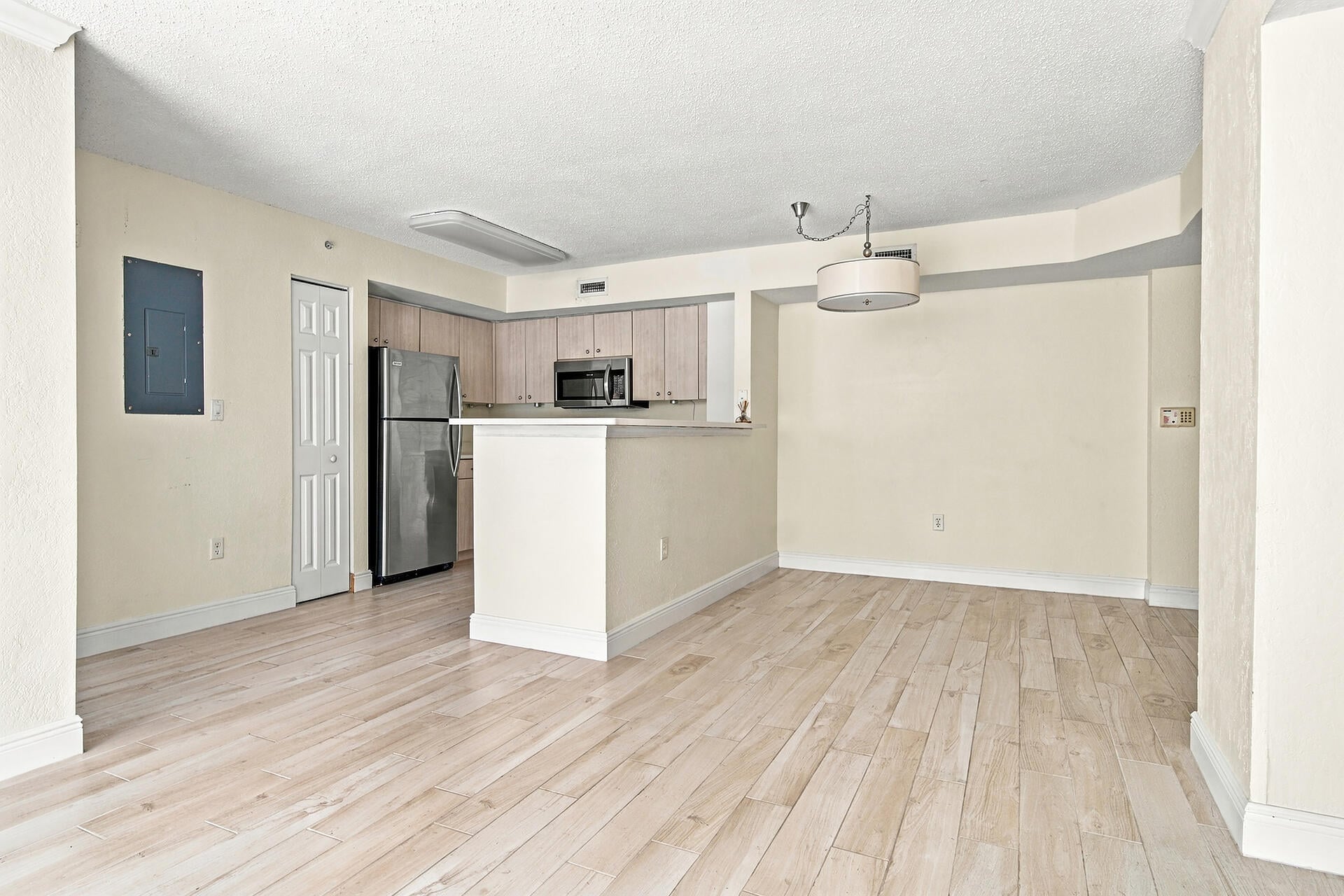 Flagler Pointe Unit 603 photo 5