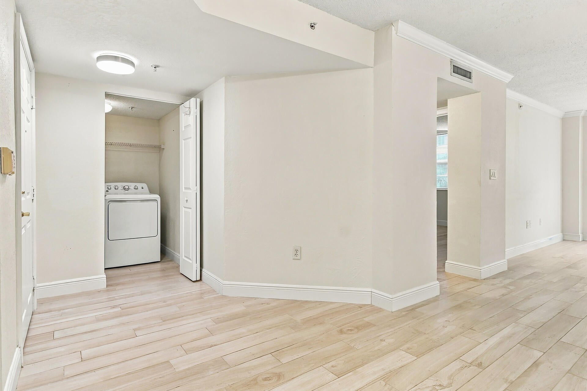 Flagler Pointe Unit 603 photo 9