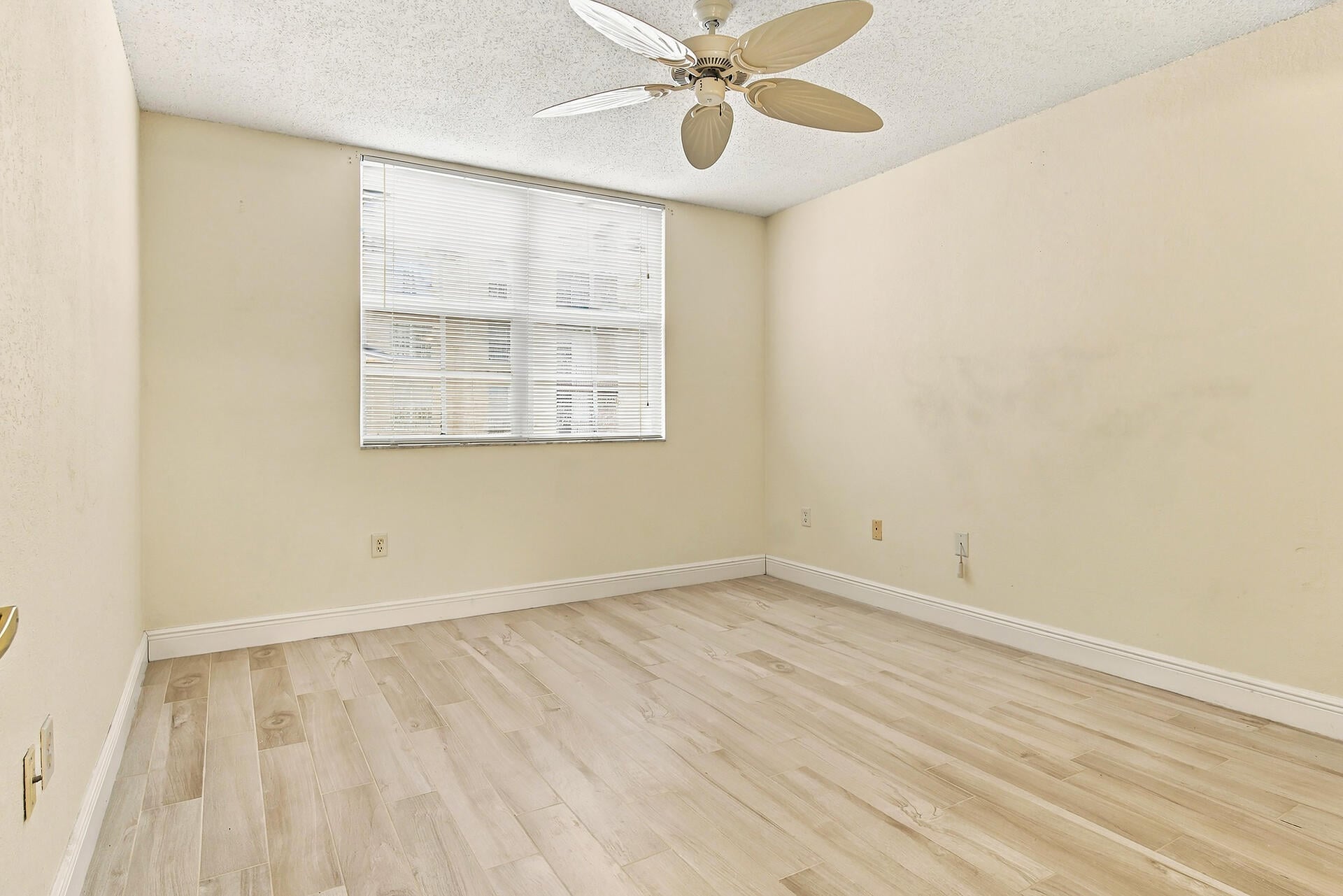 Flagler Pointe Unit 603 photo 15