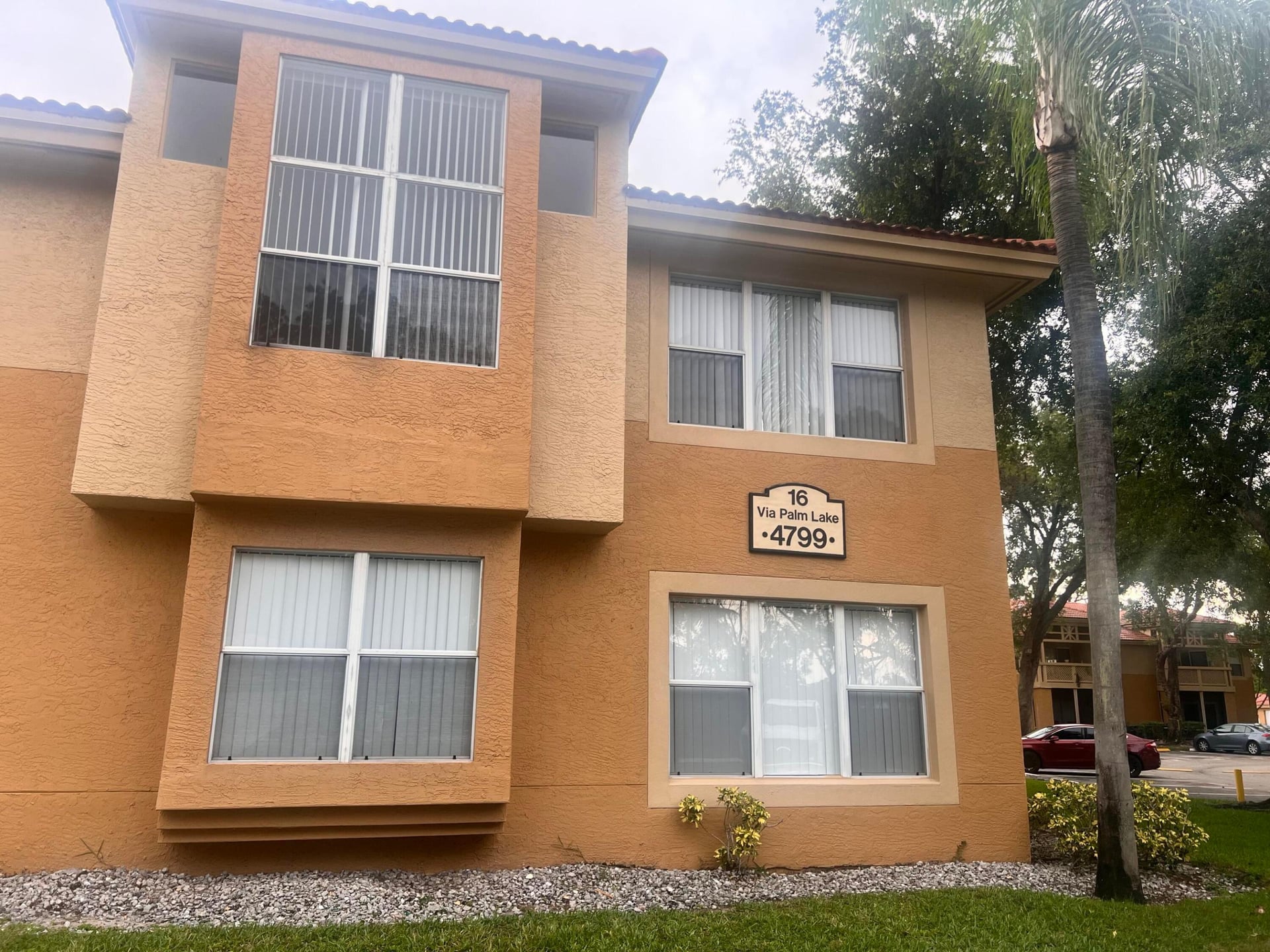 Unit 1613 photo 18
