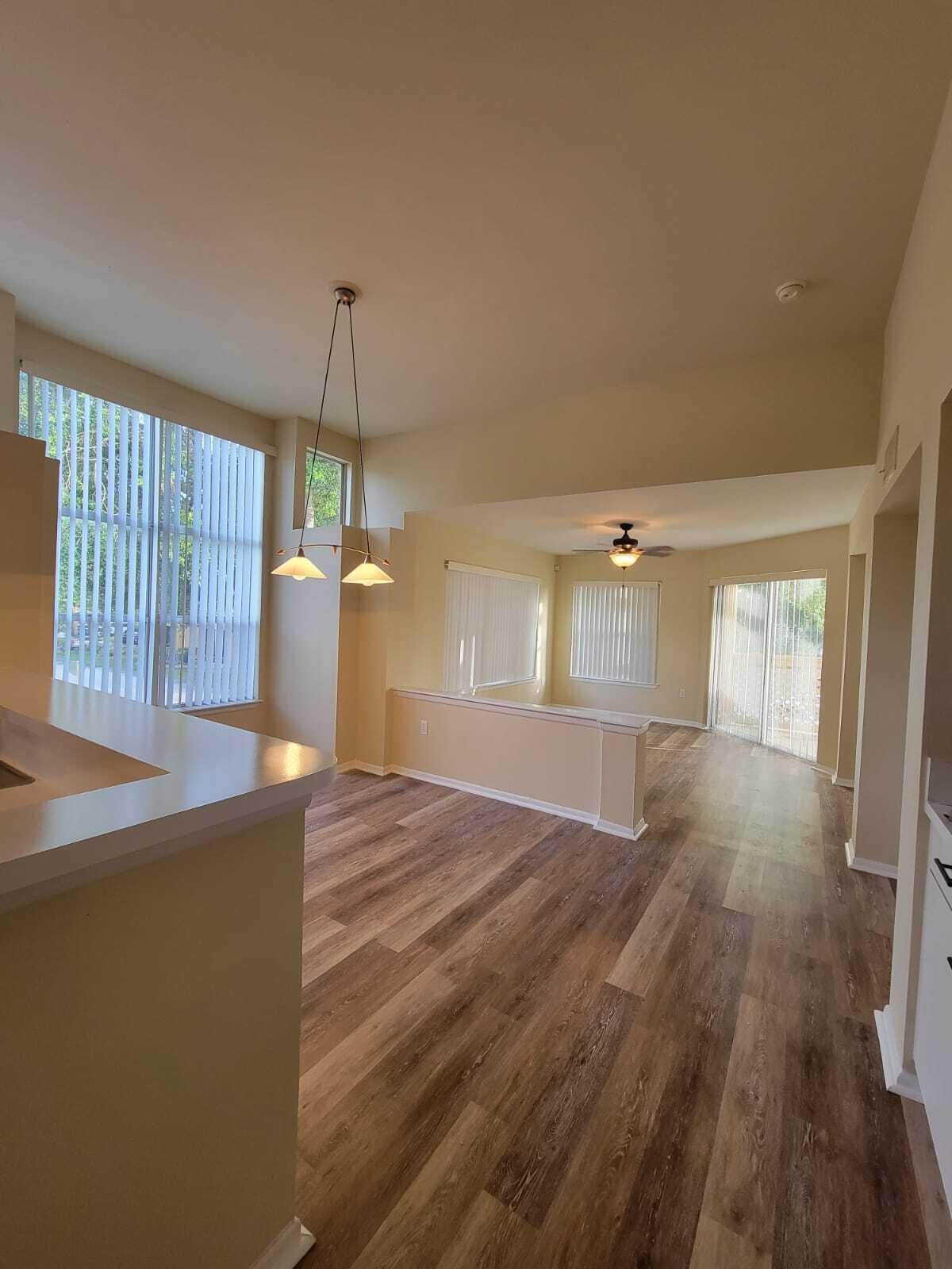 Unit 1613 photo 23