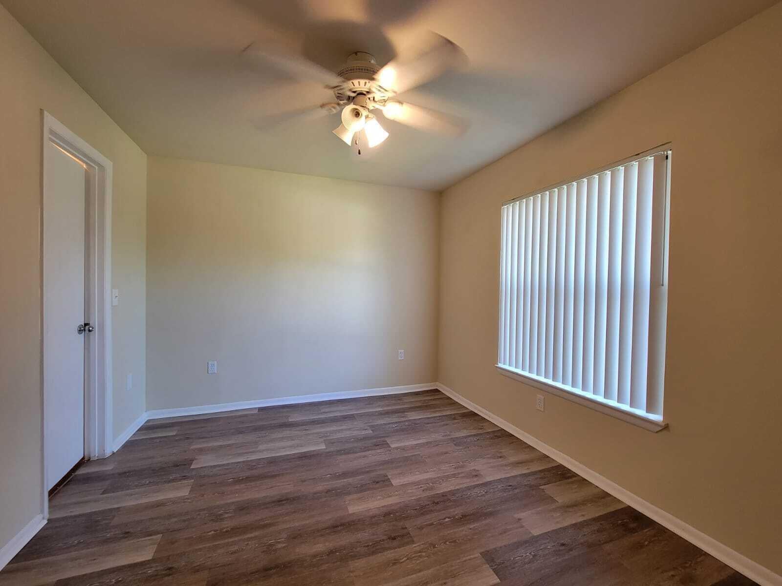 Unit 1613 photo 24