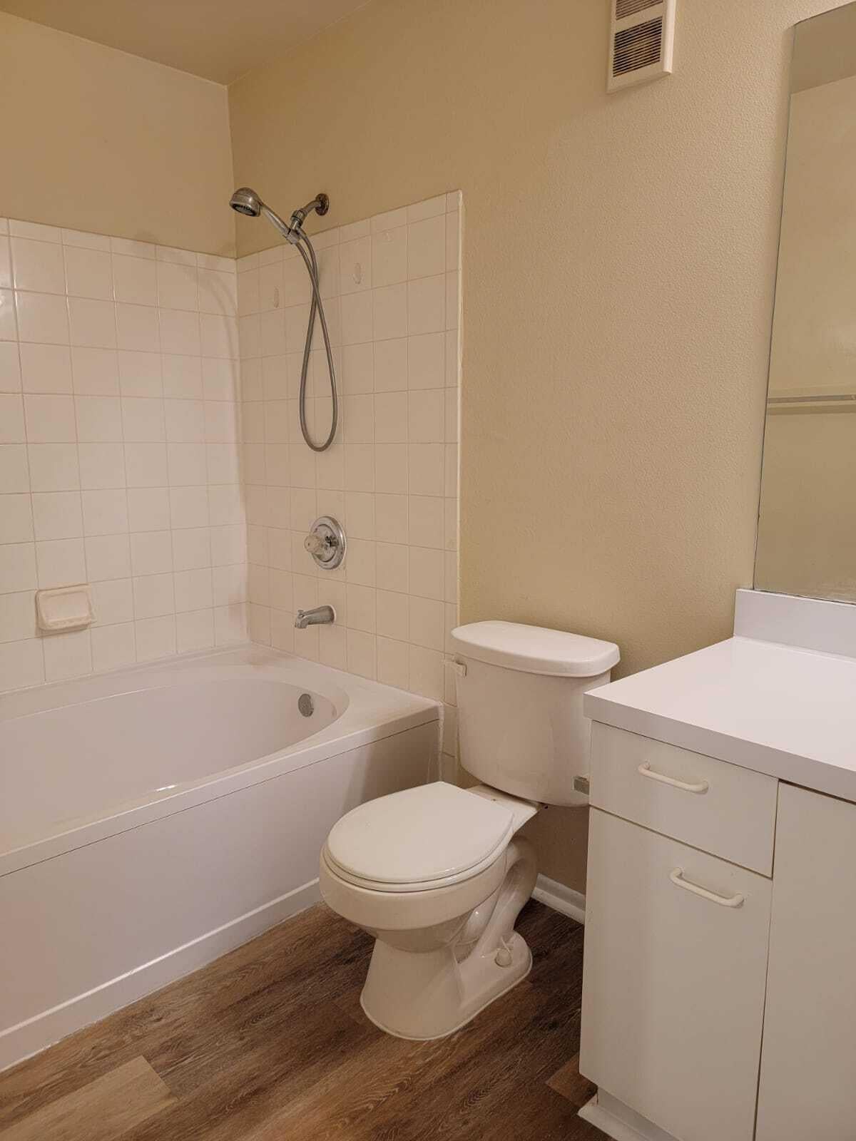 Unit 1613 photo 25