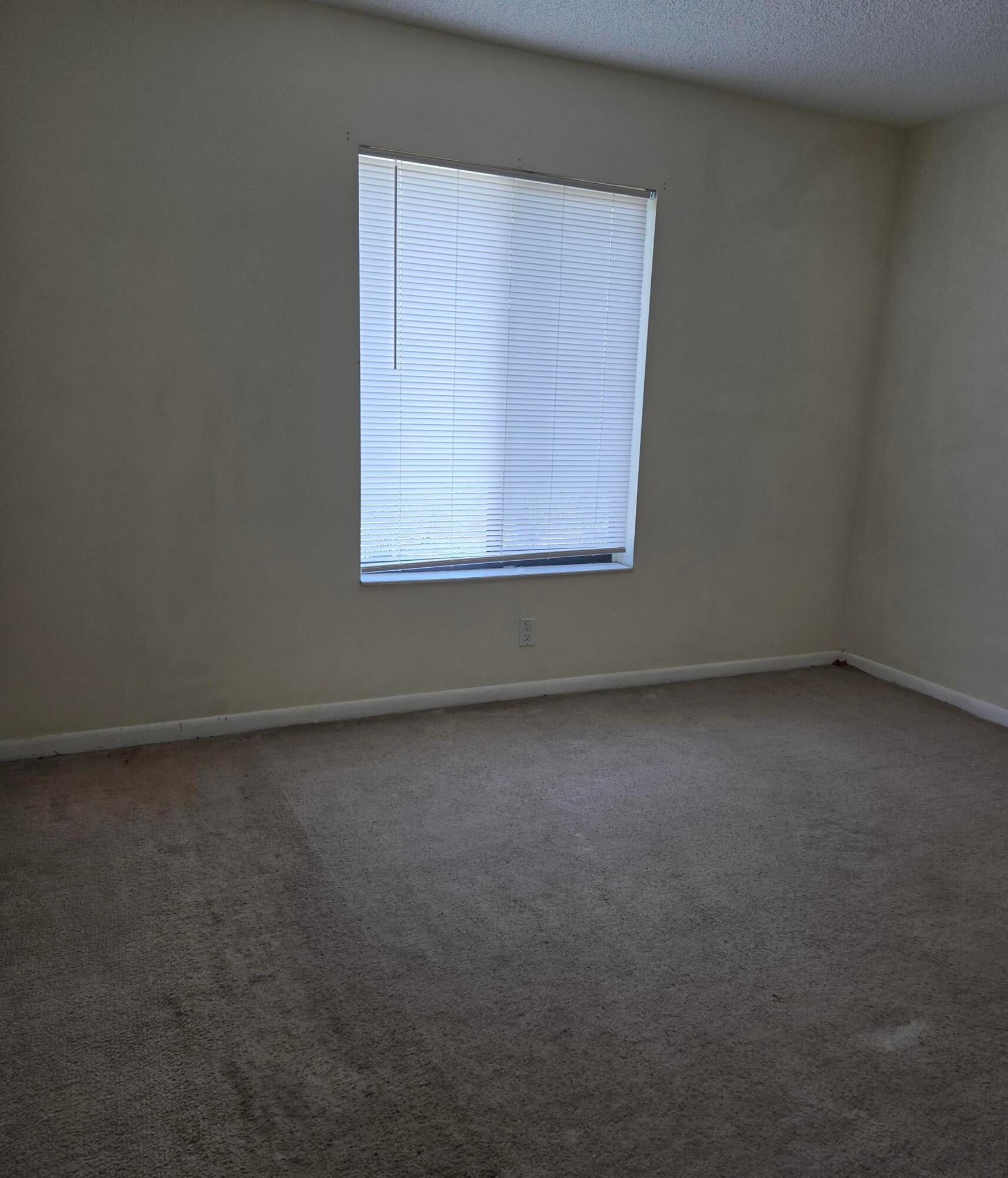 Unit D3 photo 15