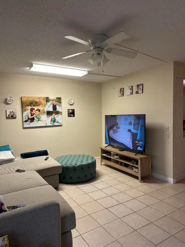 Residence photo 2