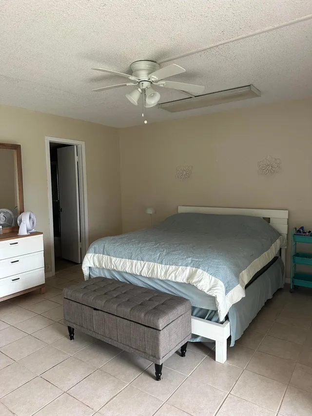 Residence photo 11