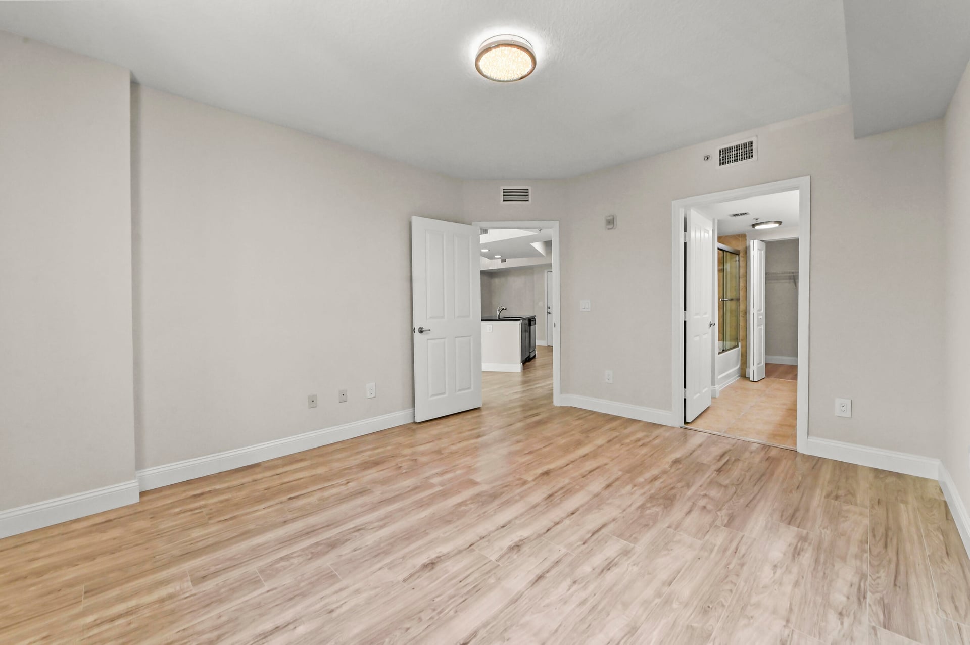 The Prado Unit 237 photo 27