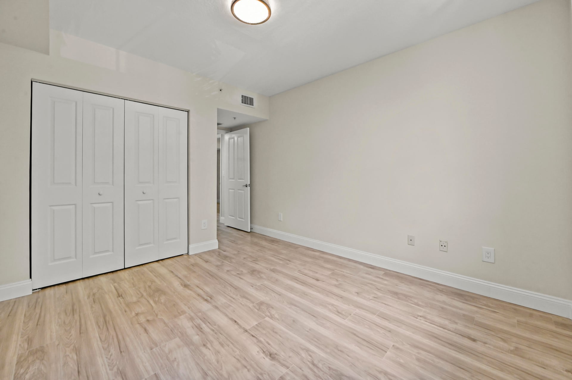The Prado Unit 237 photo 30
