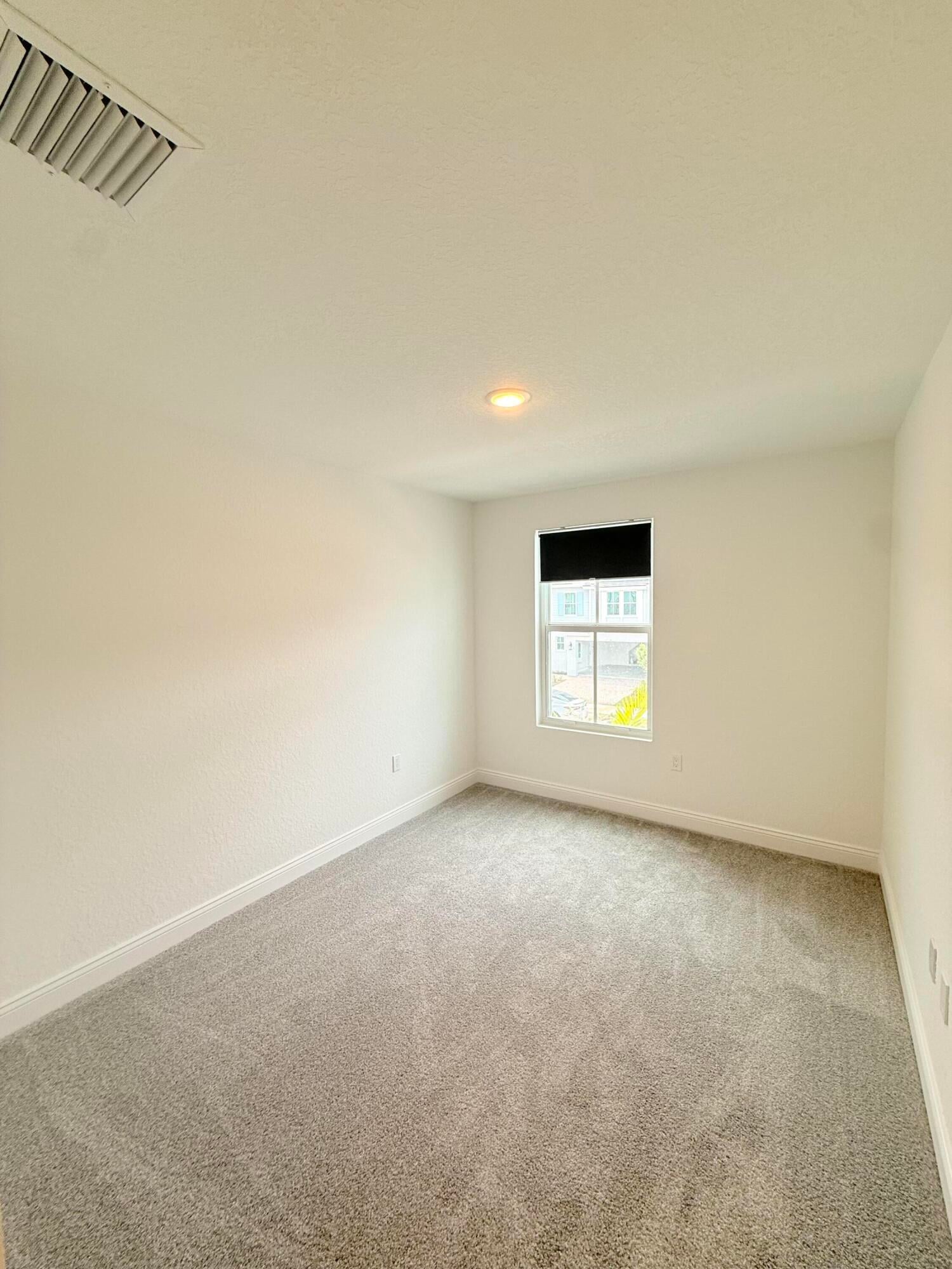  Residence photo 17