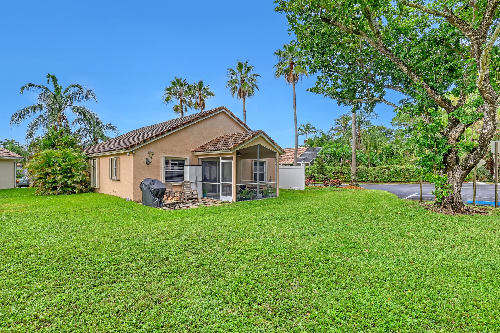  Residence photo 35