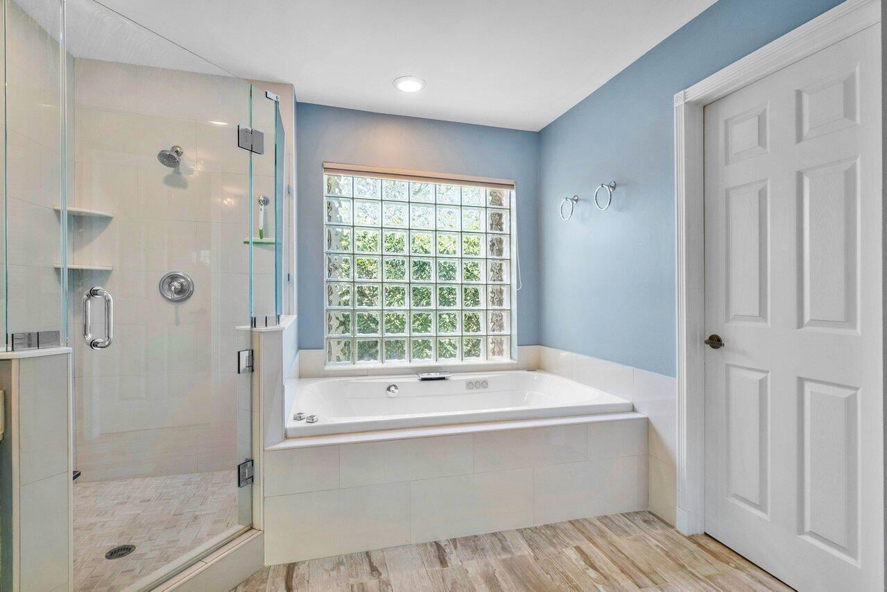  Residence photo 23