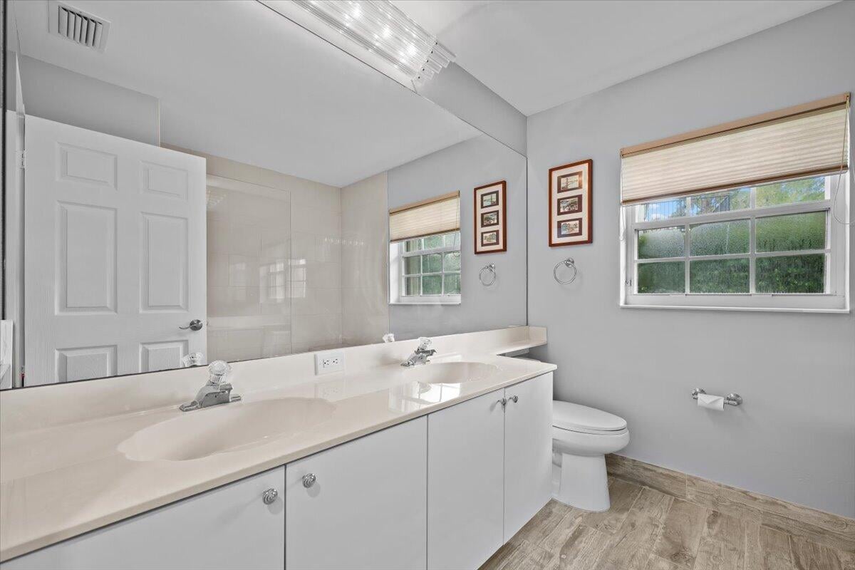  Residence photo 26