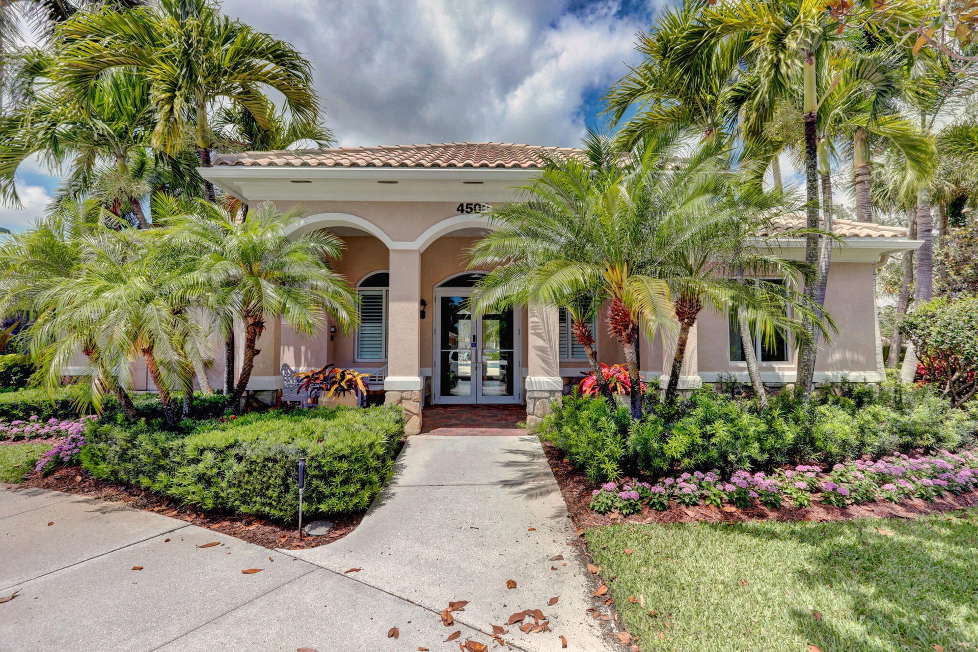 Residence photo 39