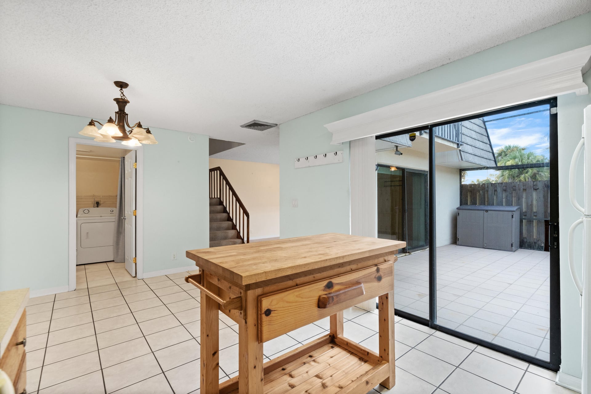 Residence photo 12