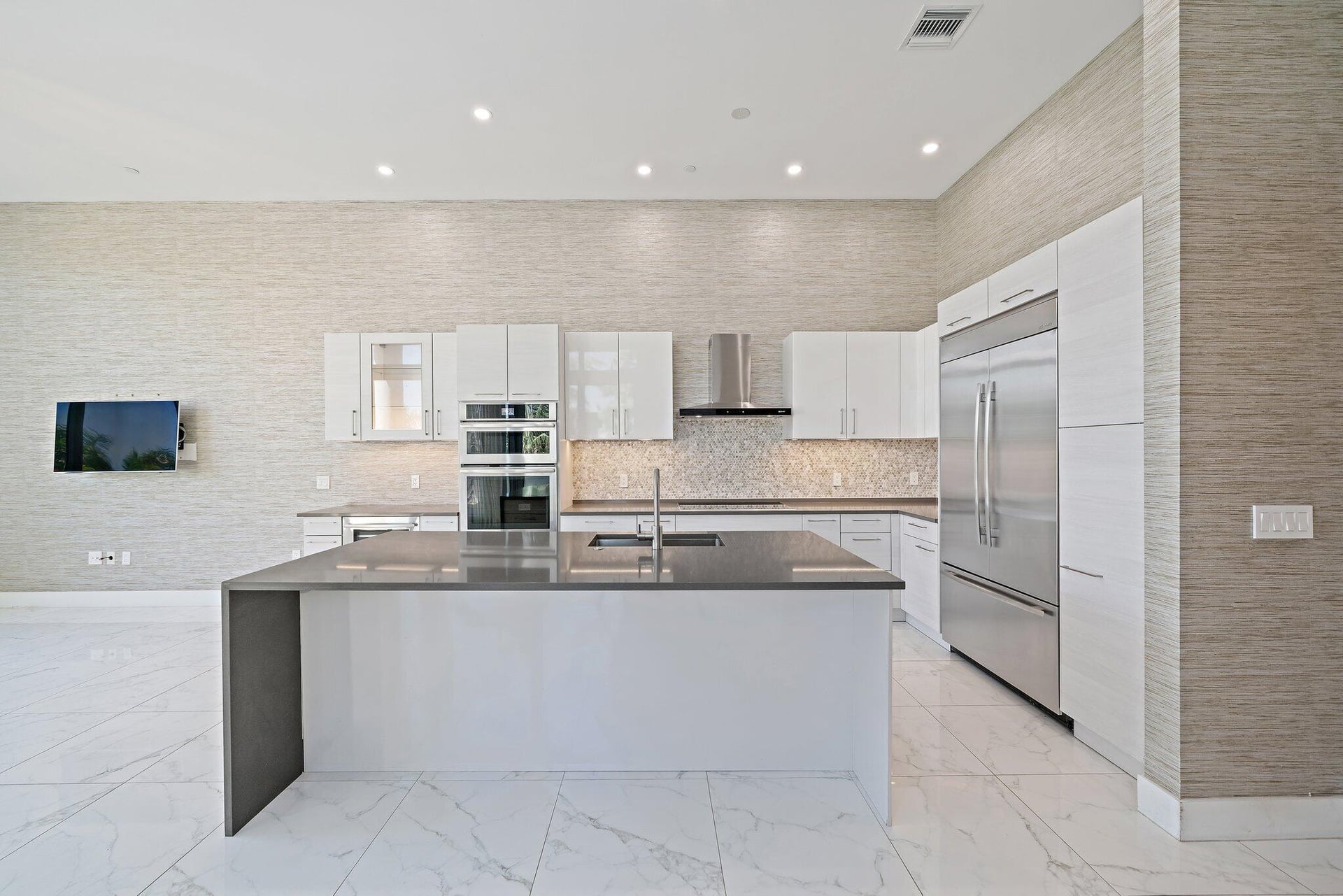 Water Club North Palm Beach Unit 301 photo 4