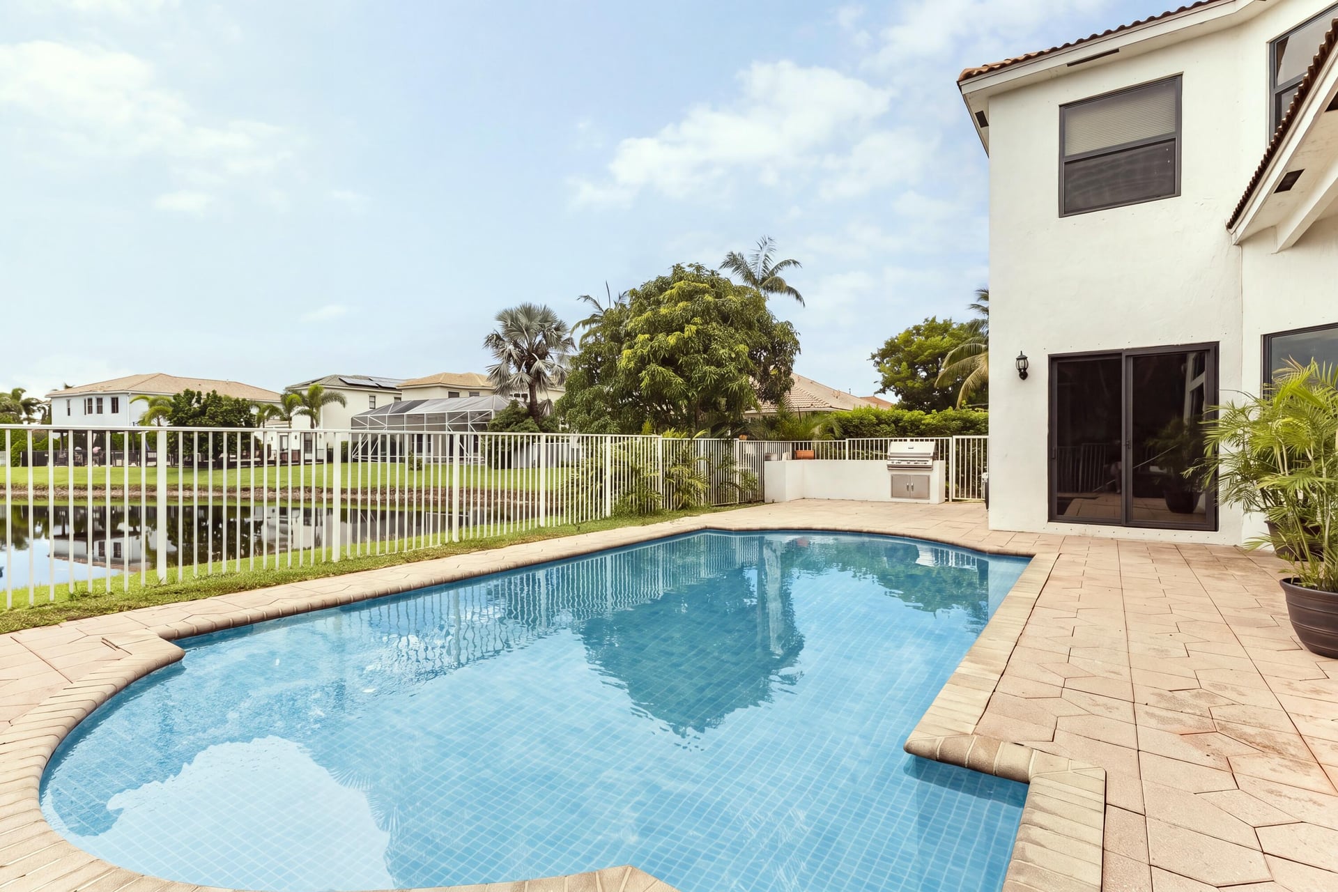 Residence photo 15