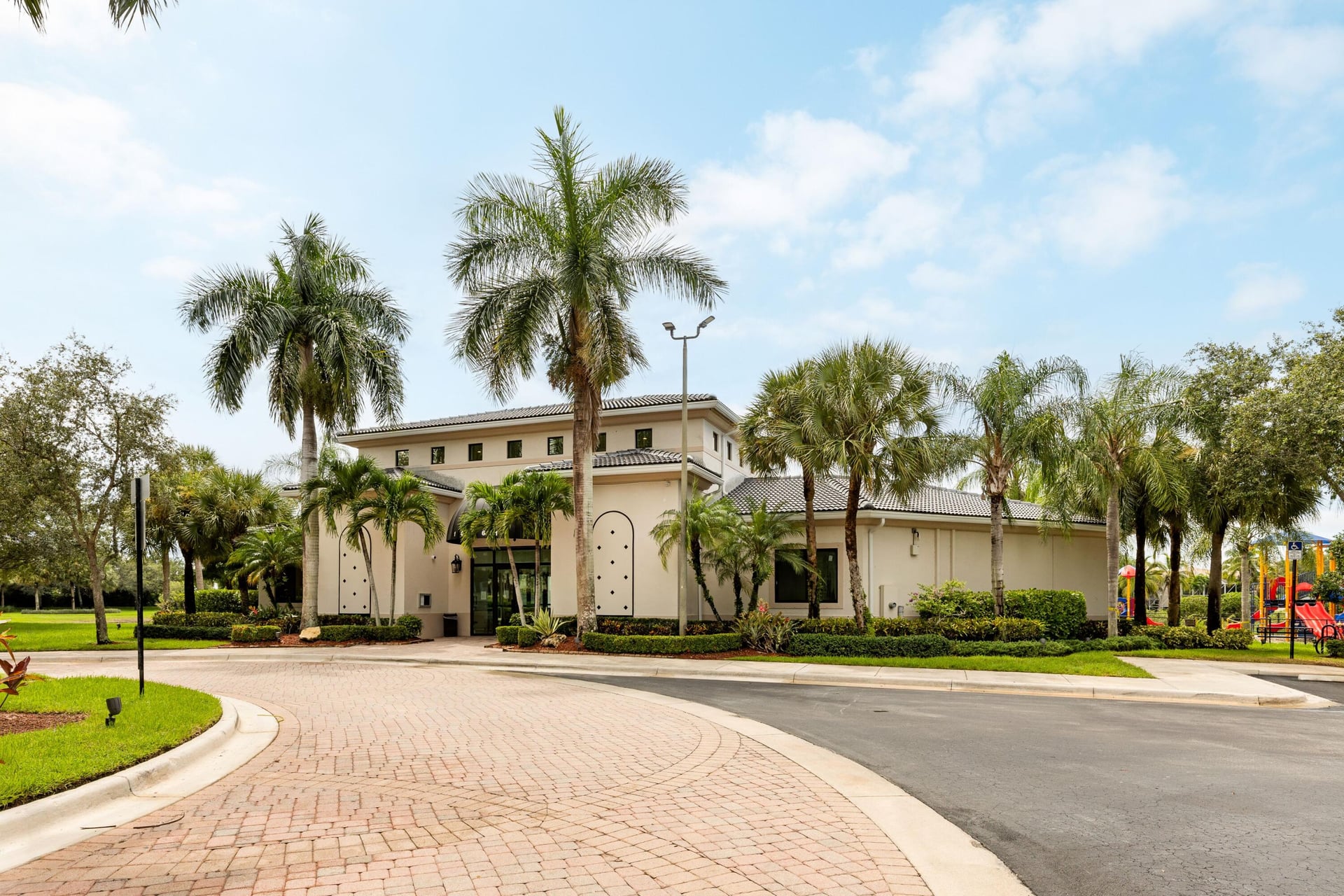 Residence photo 67