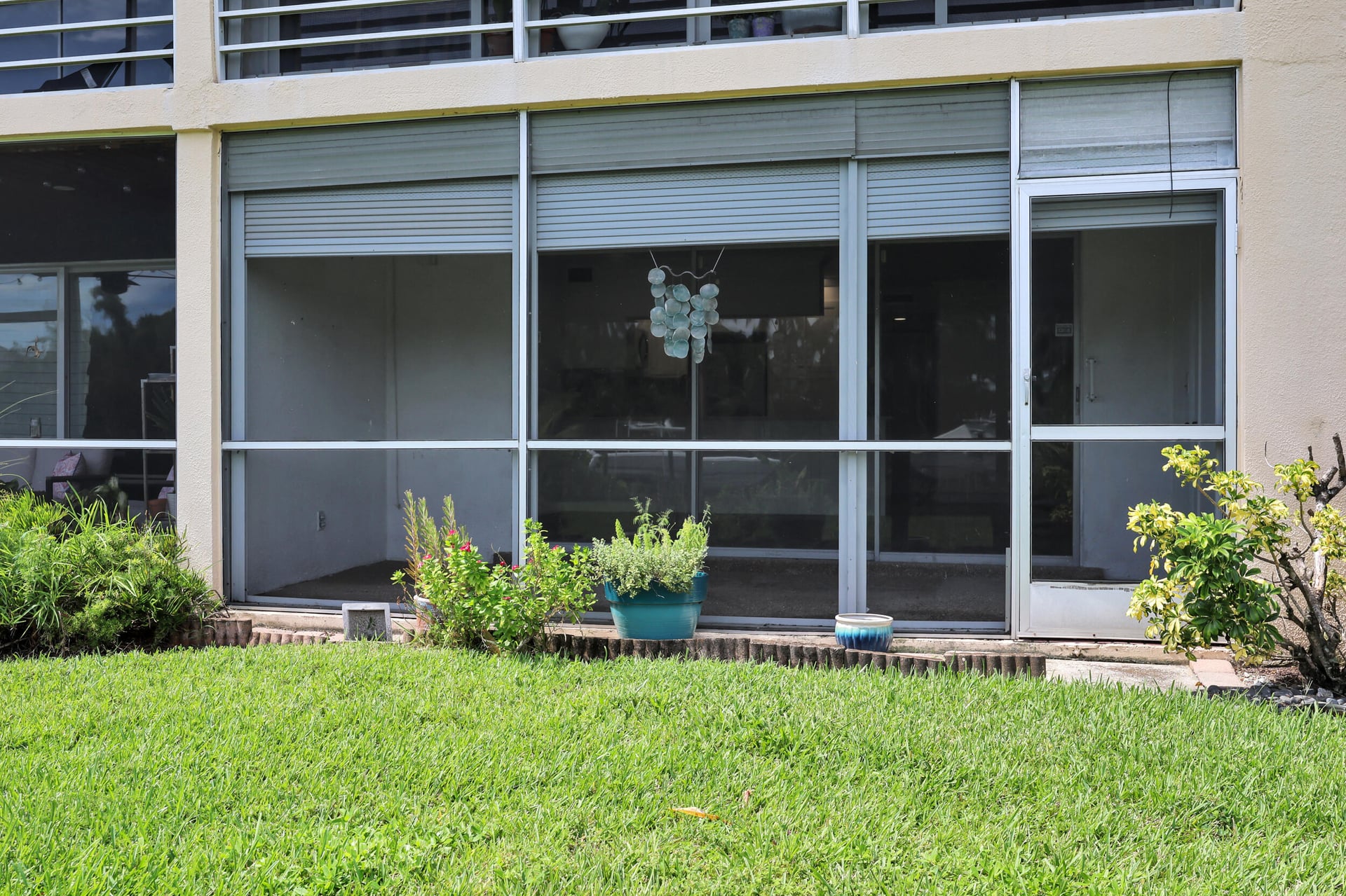 Unit 102 photo 17