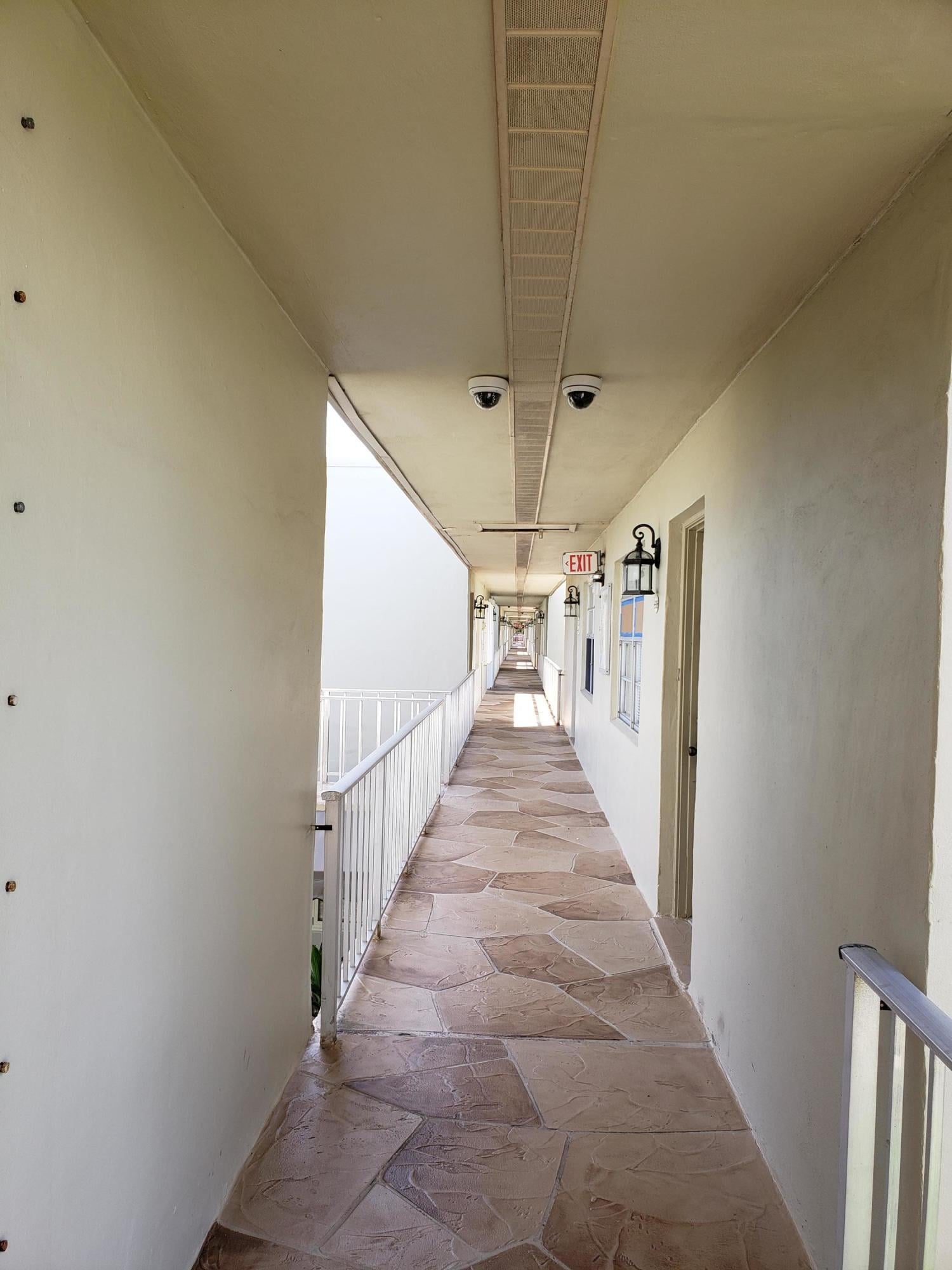  Residence photo 17