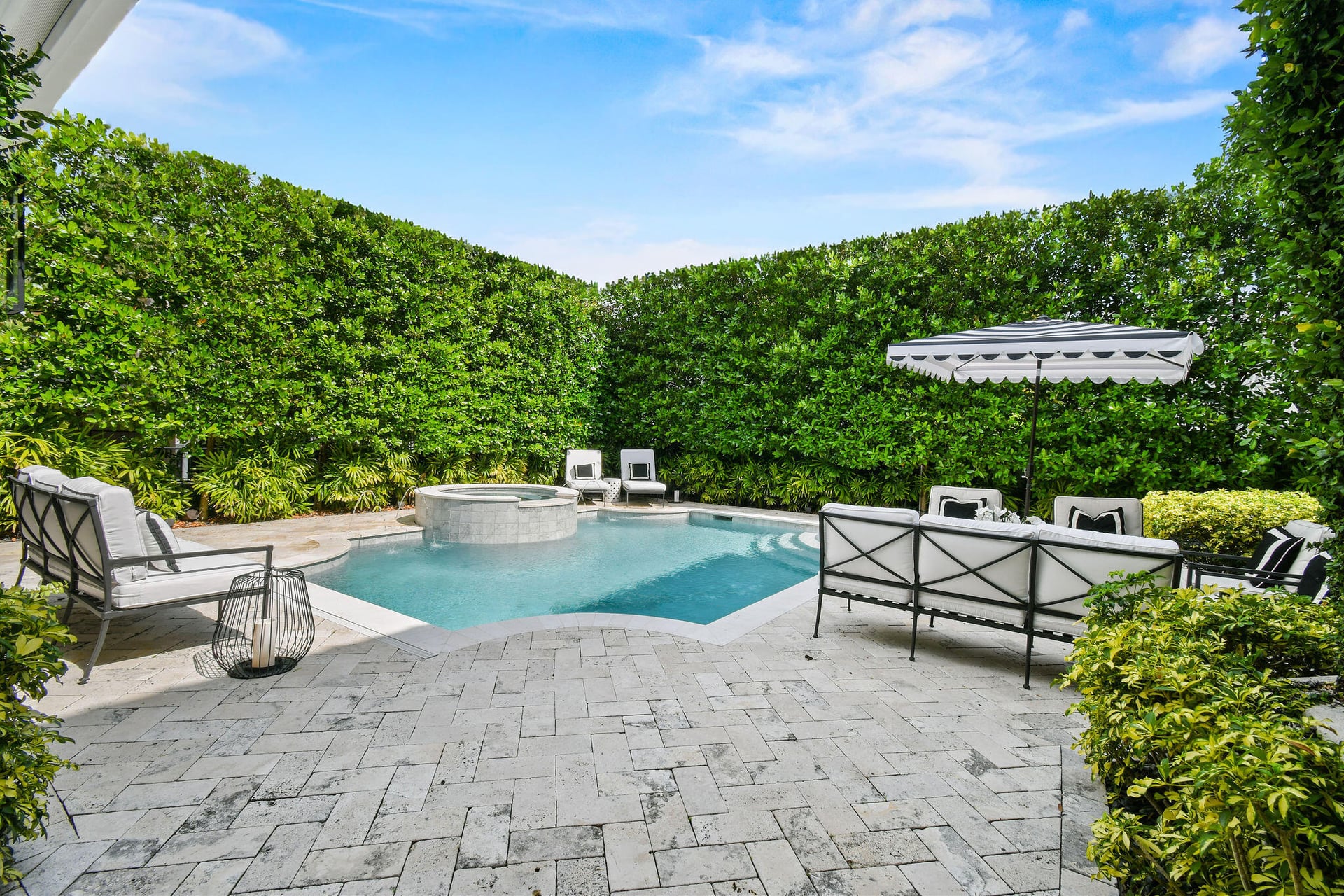 Royal Park Residence photo 4