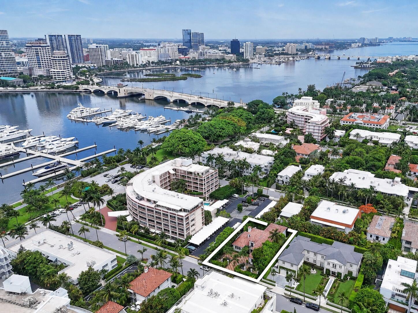 Royal Park Residence photo 35