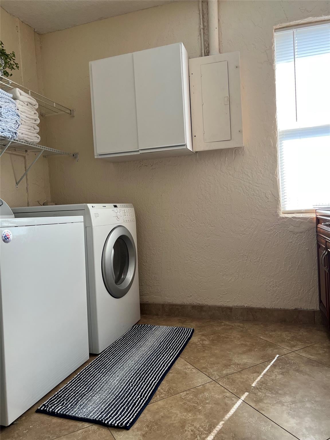 Residence photo 24