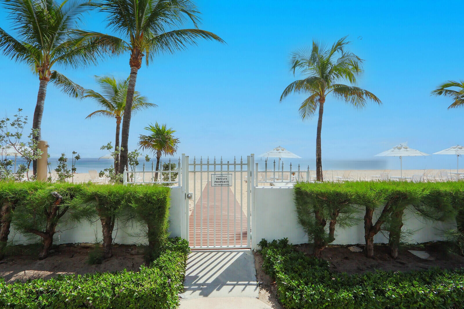 North End Palm Beach Unit 1090 photo 2