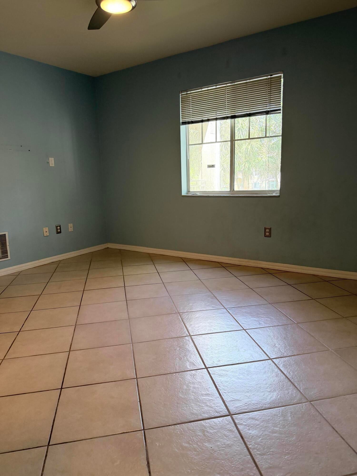 Unit 205 photo 14