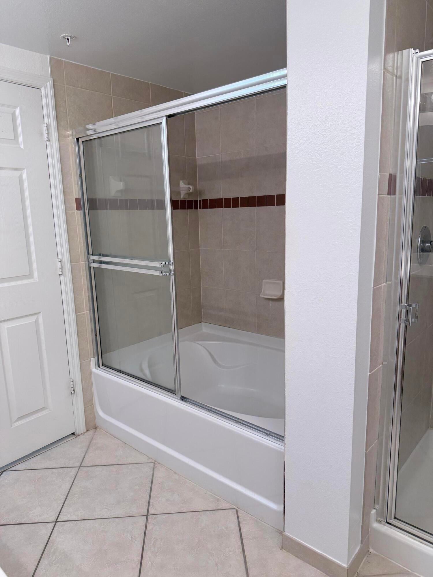 Unit 205 photo 15