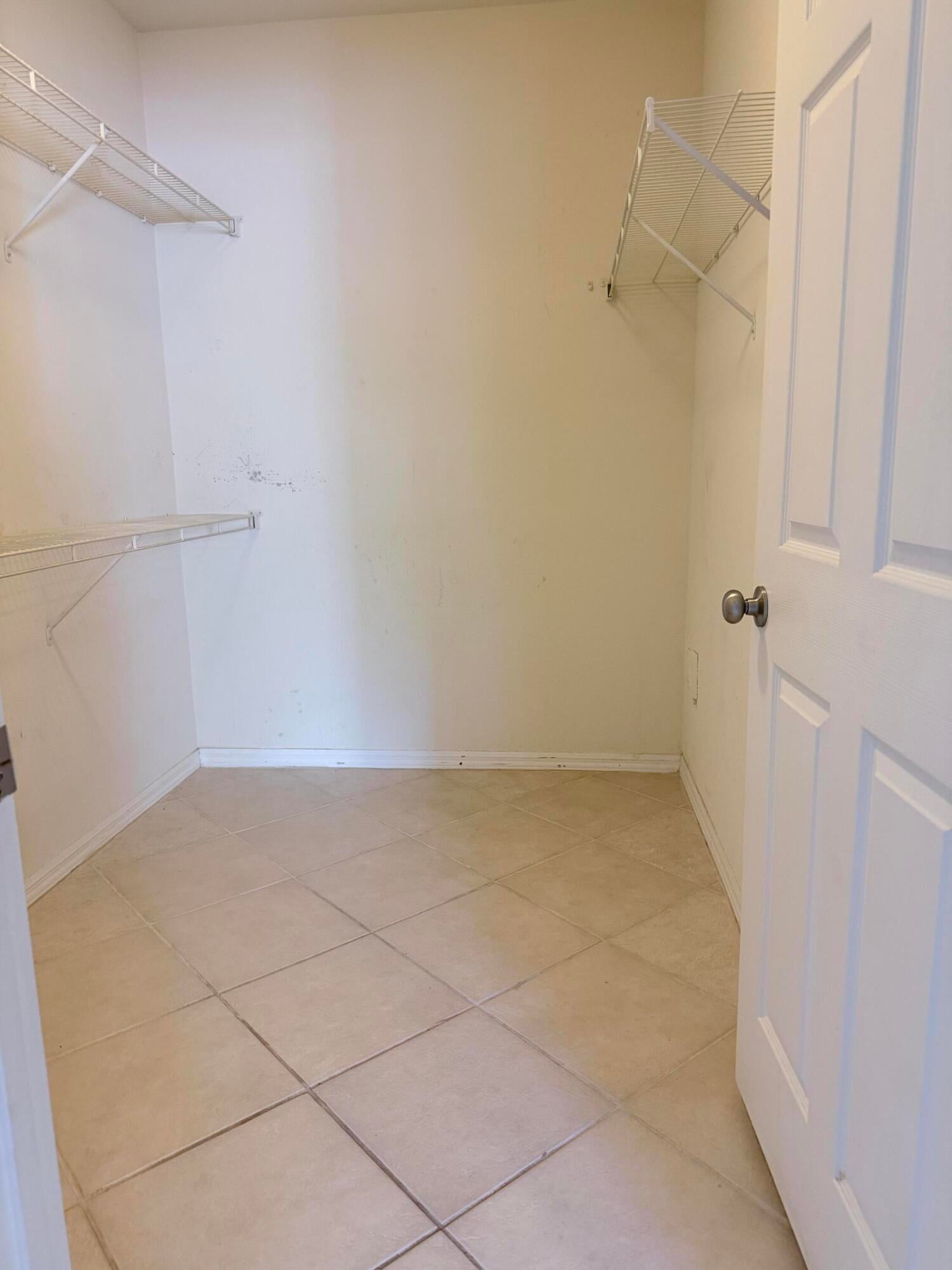 Unit 205 photo 18