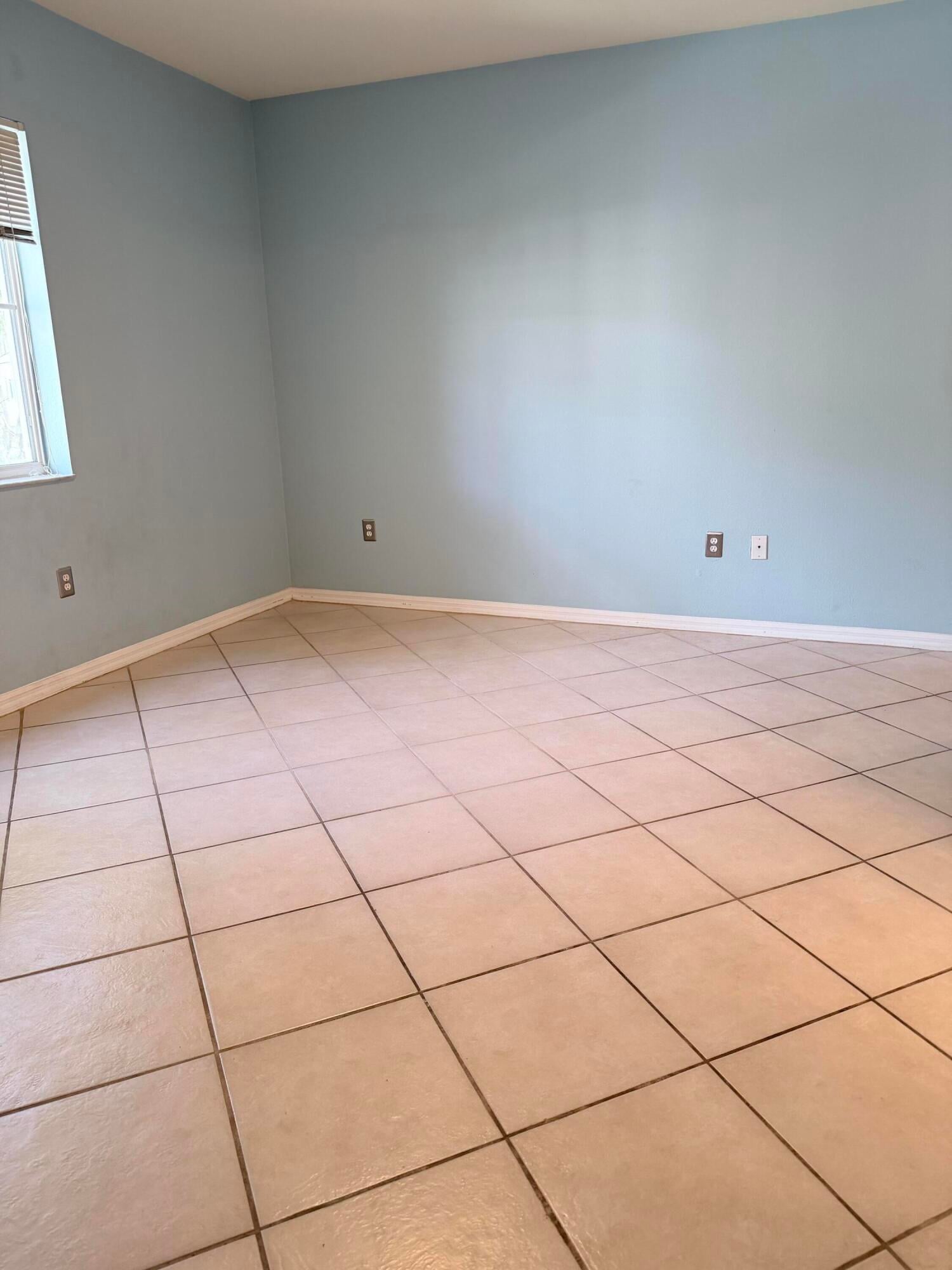 Unit 205 photo 23