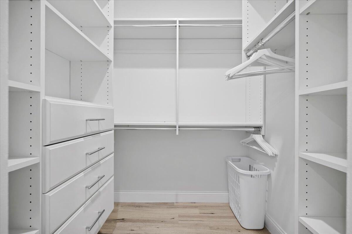 Unit F photo 26