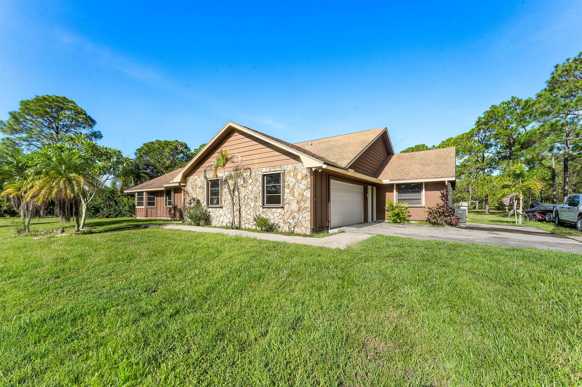 Residence photo 42