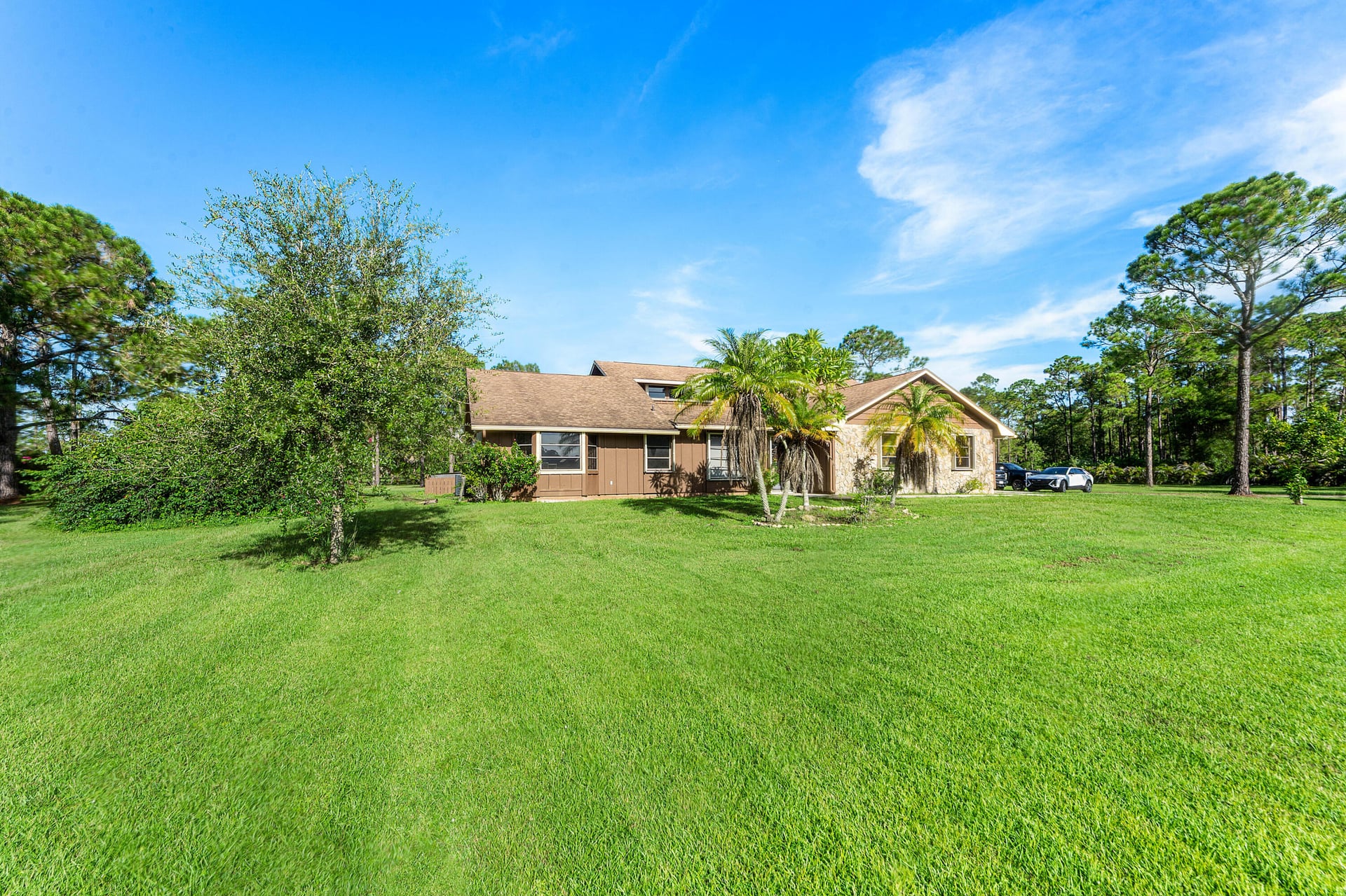 Residence photo 43