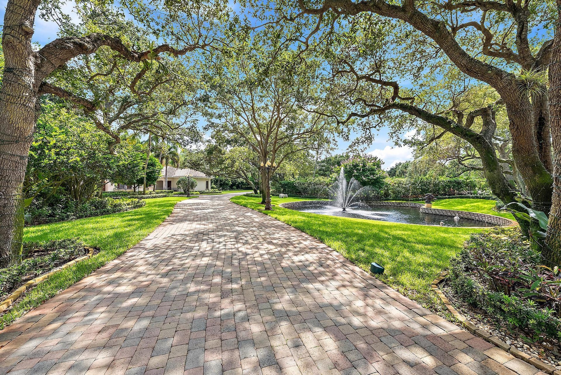  Residence photo 5