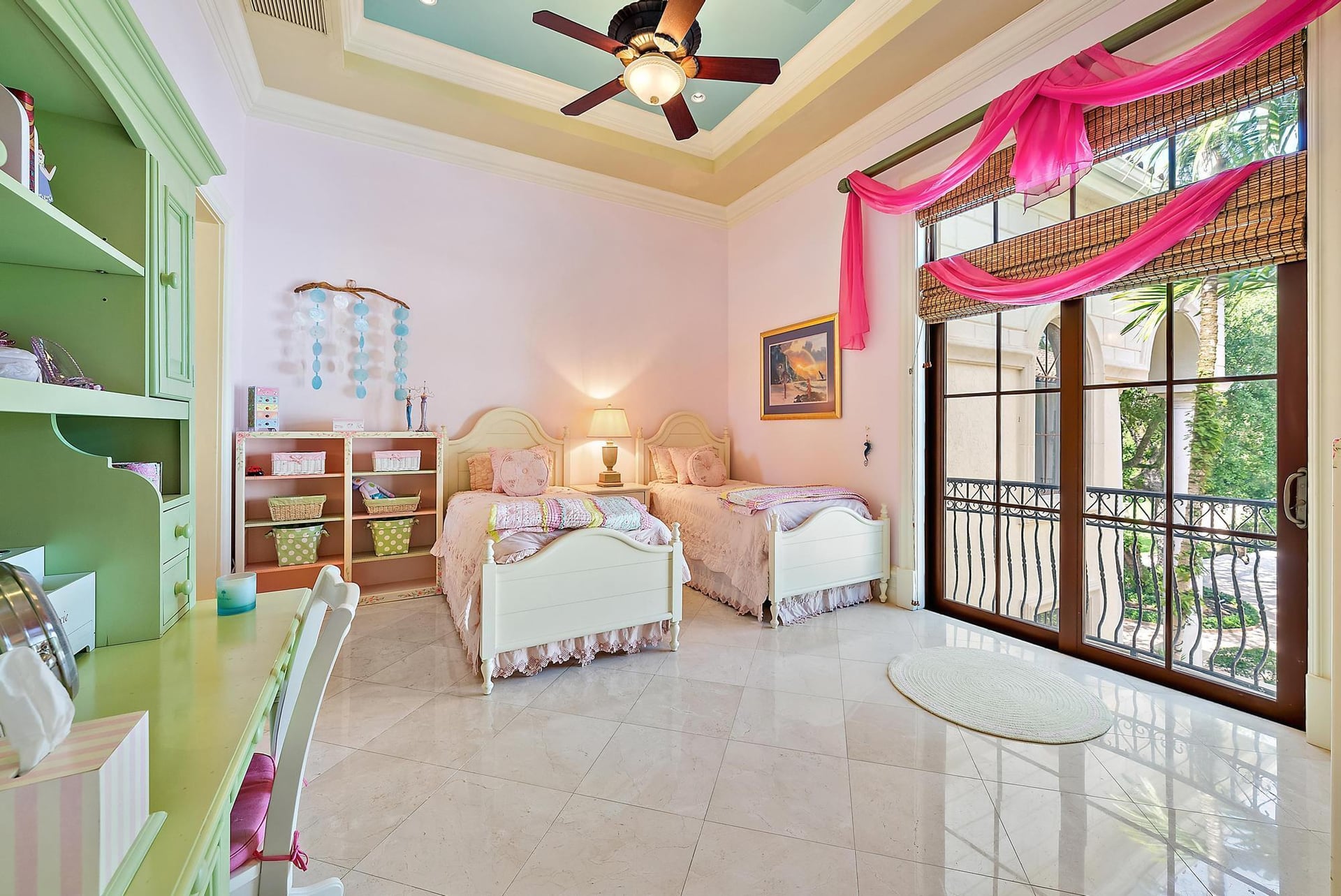  Residence photo 54