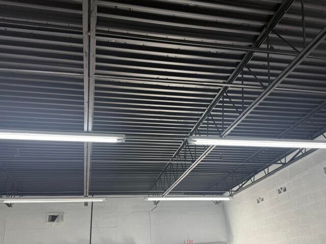  Unit 32 photo 8