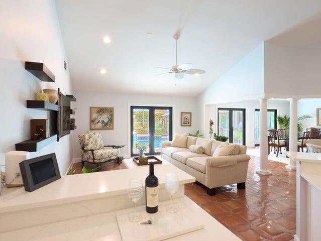 West Palm Beach Residence photo 9