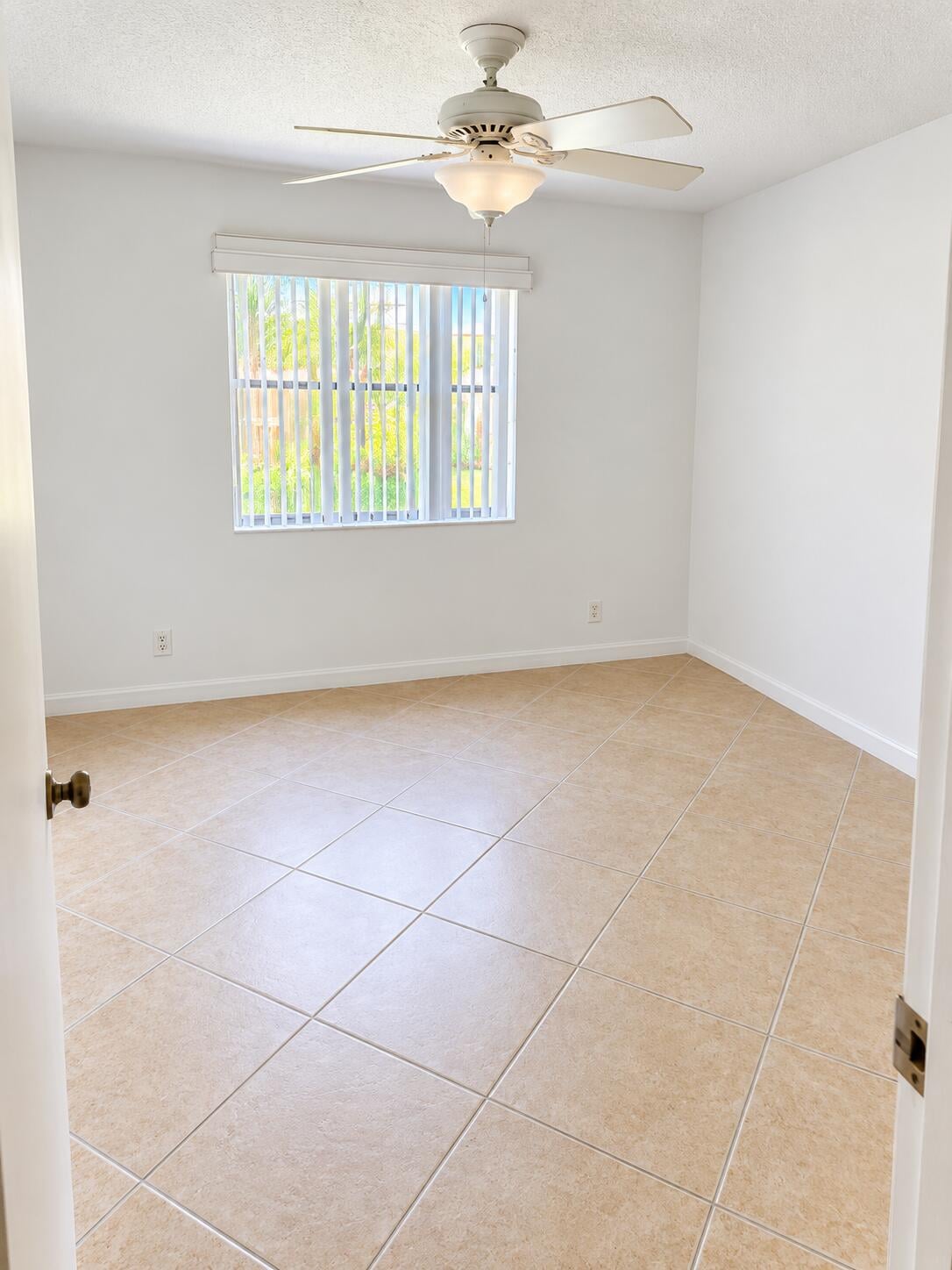 Unit 28C photo 7