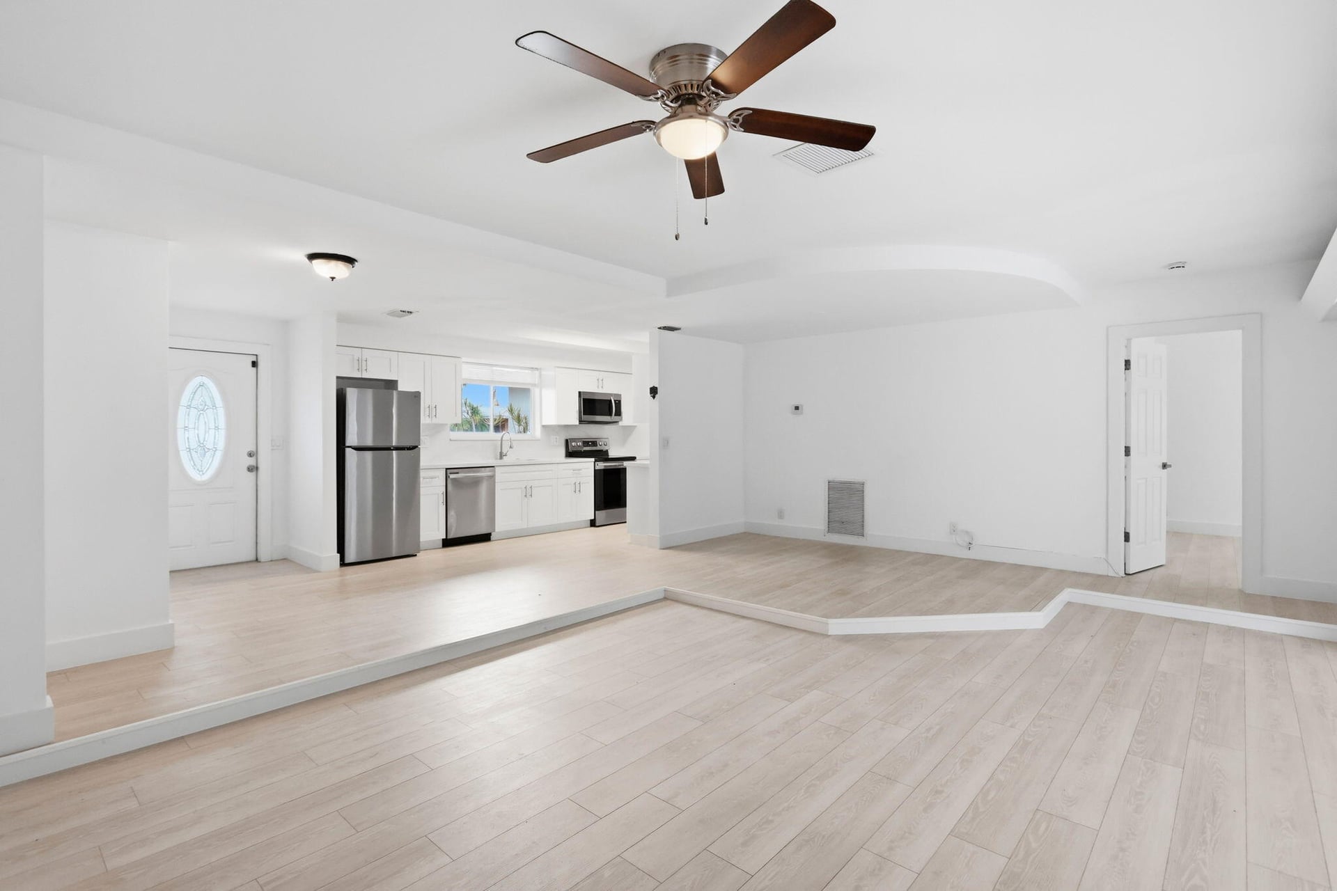 Residence photo 5