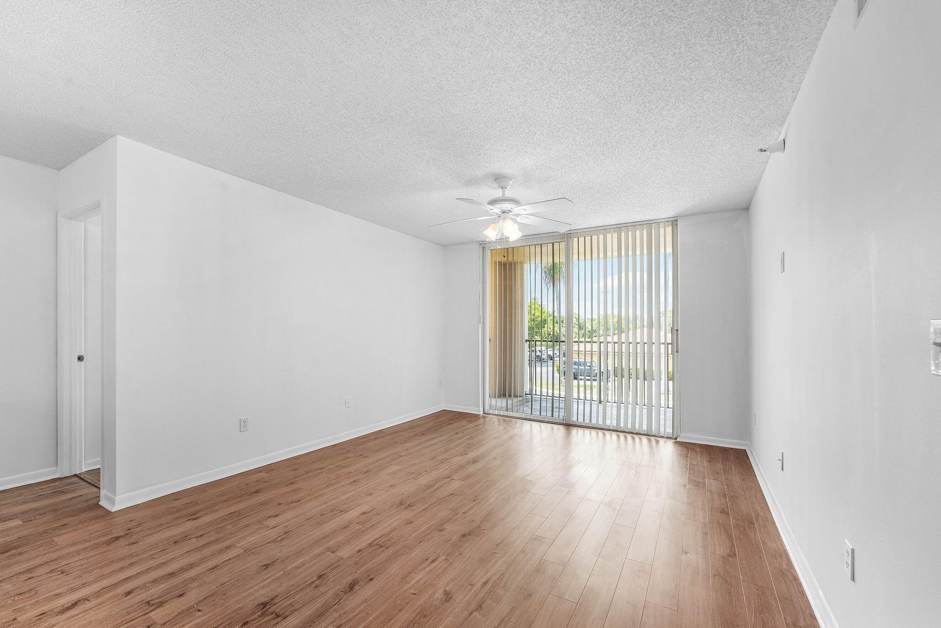  Unit 205 photo 8