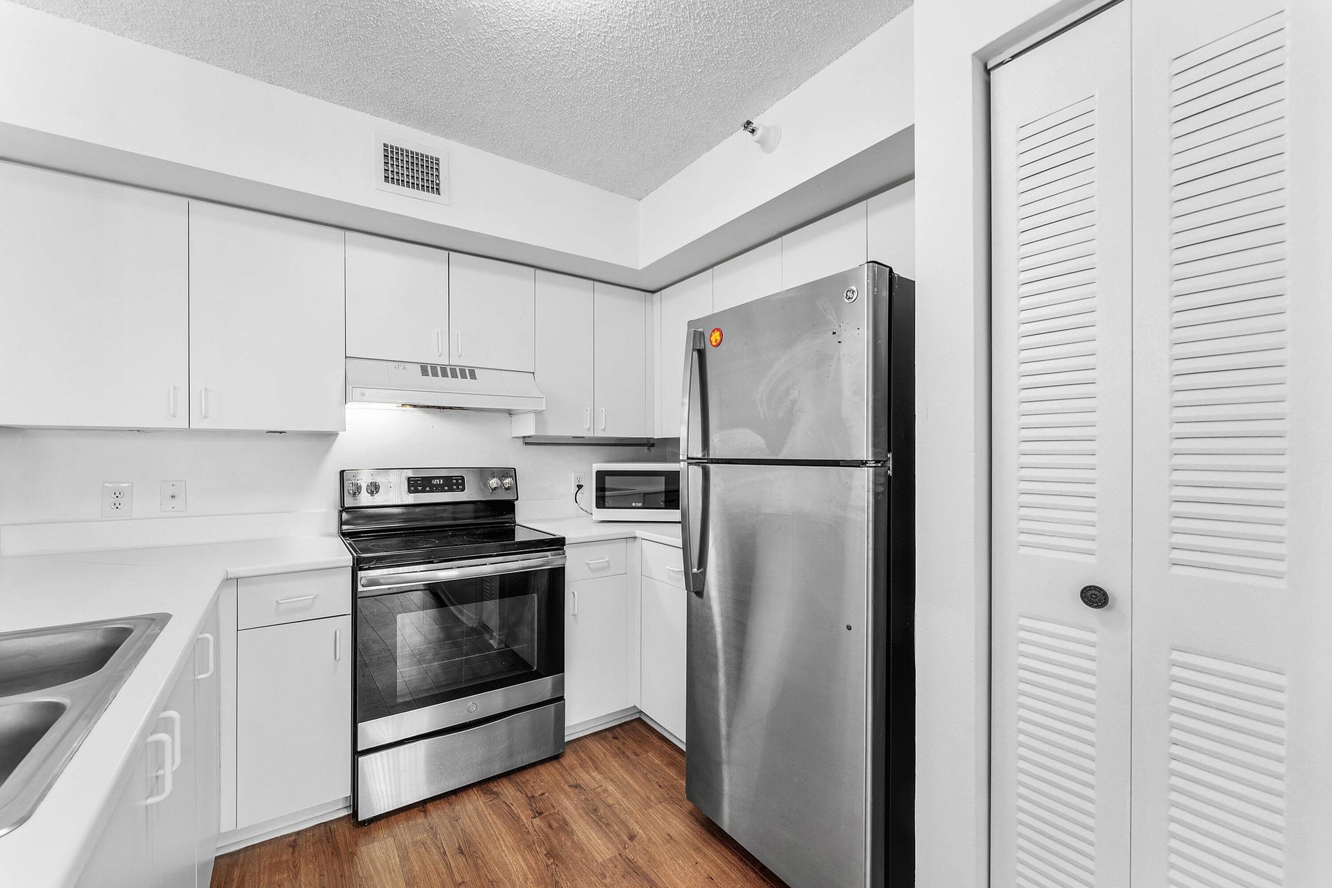  Unit 205 photo 12