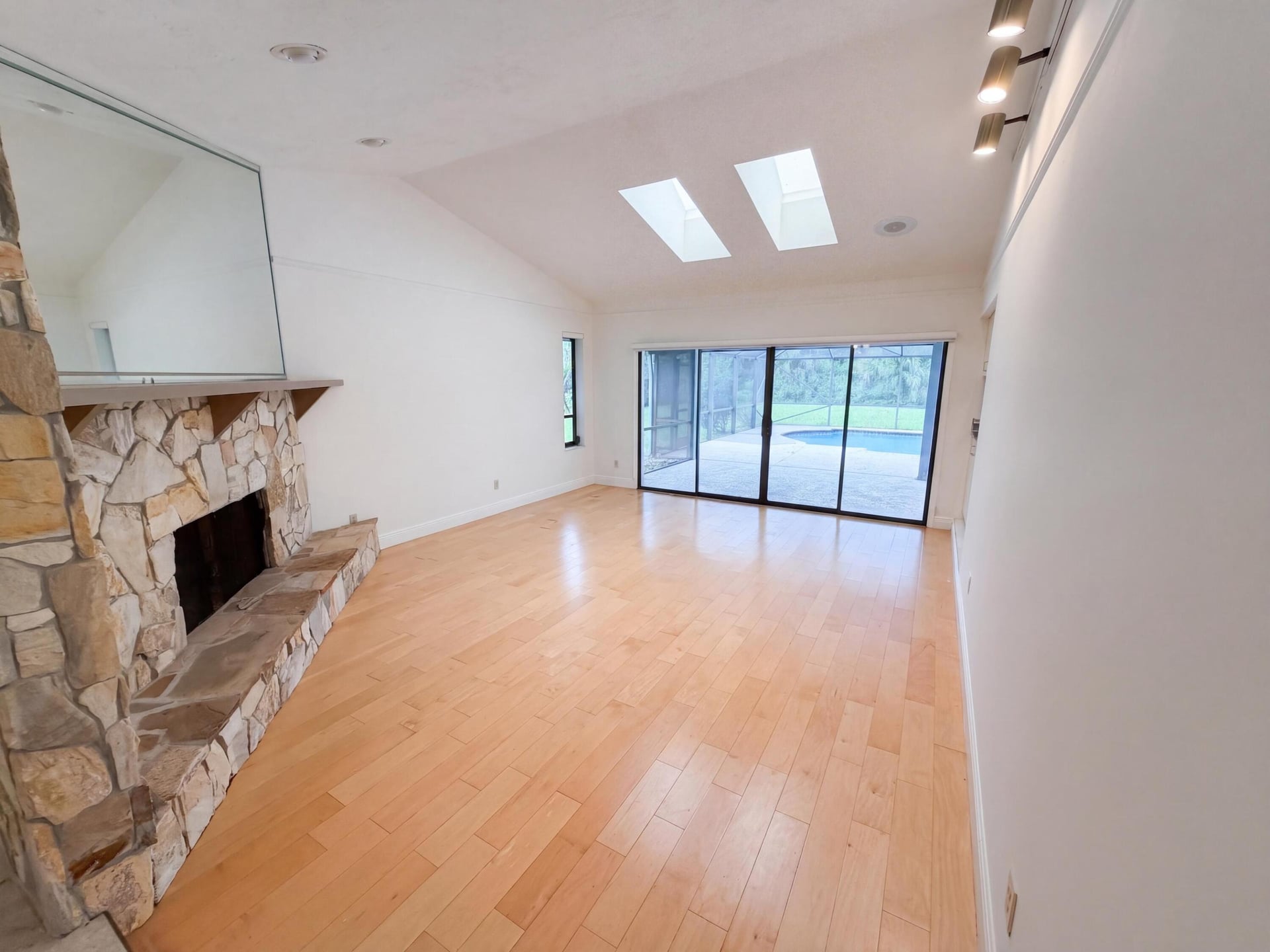 Residence photo 5