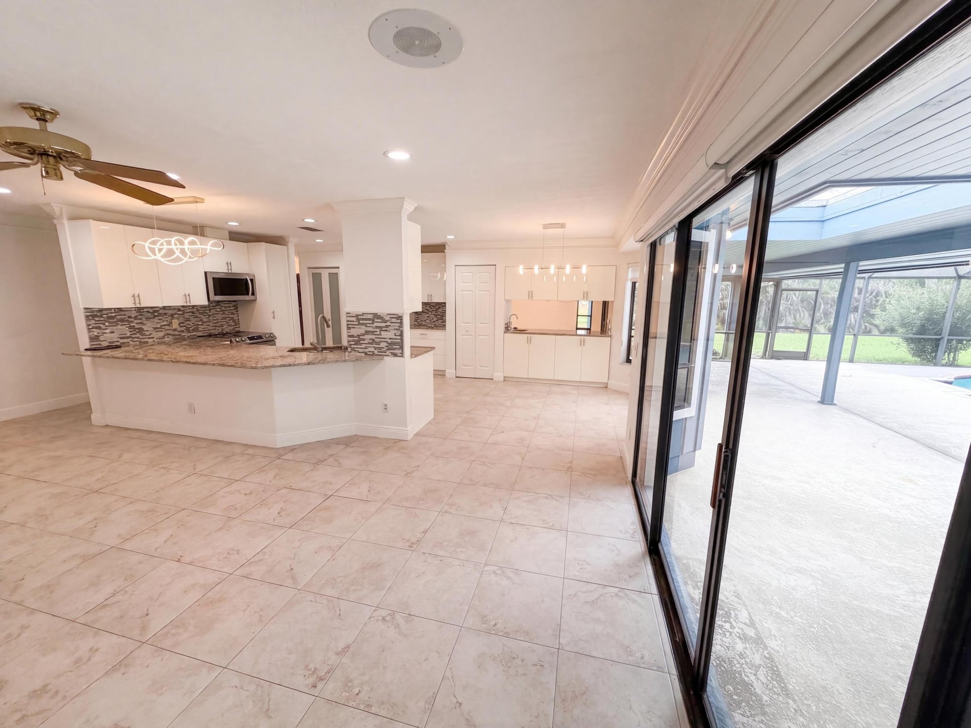 Residence photo 9