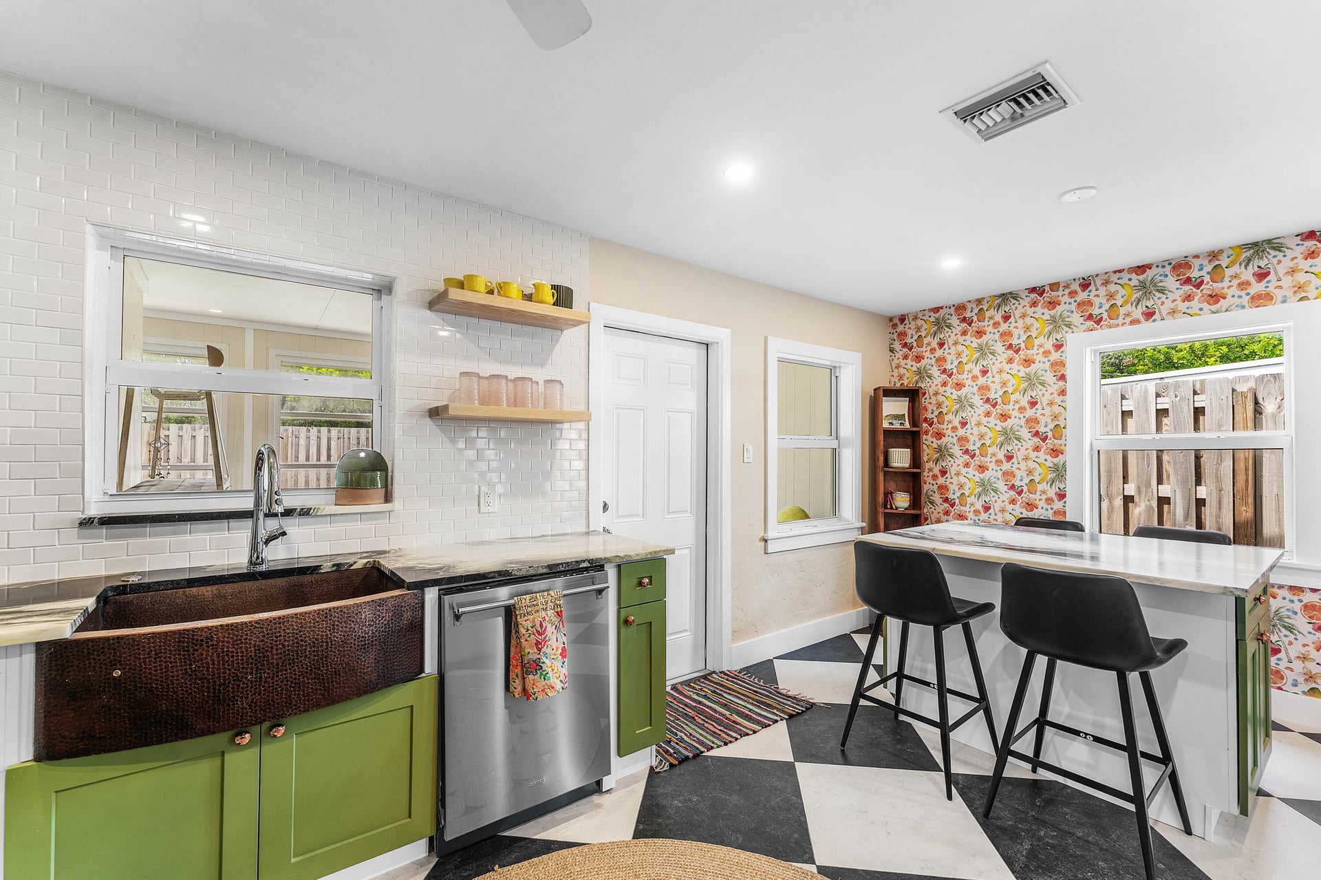  Residence photo 6