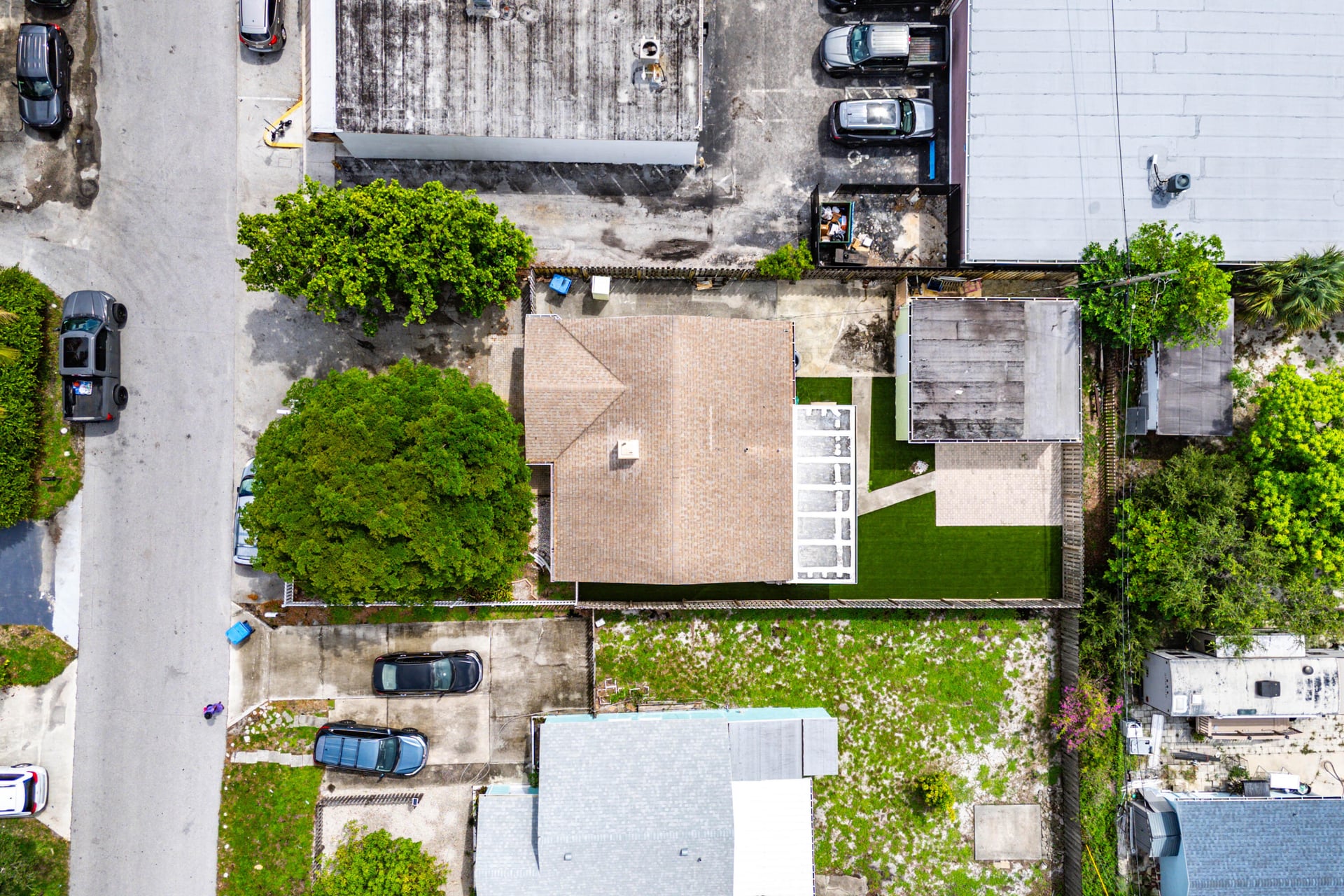  Residence photo 9
