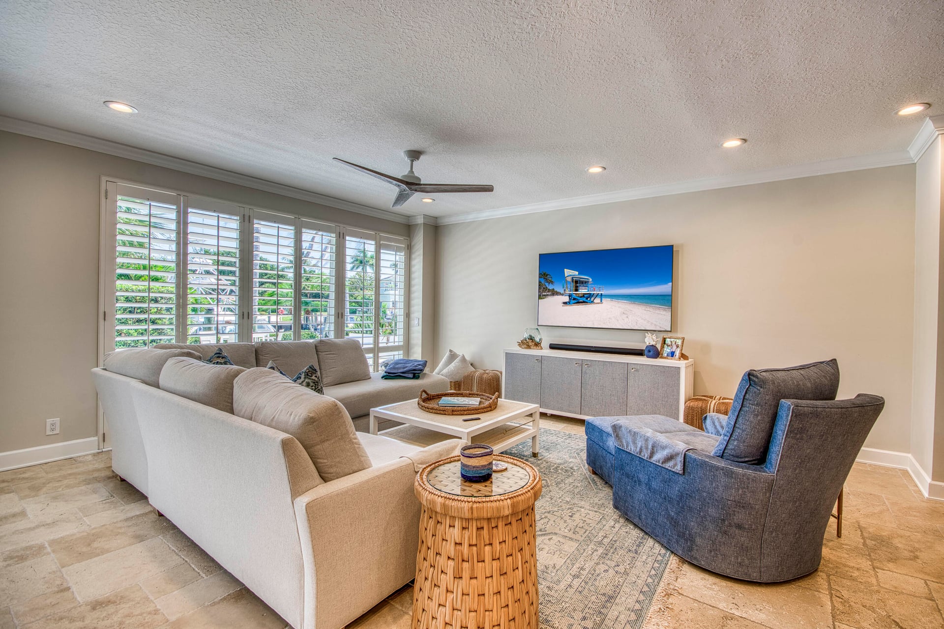  Residence photo 9